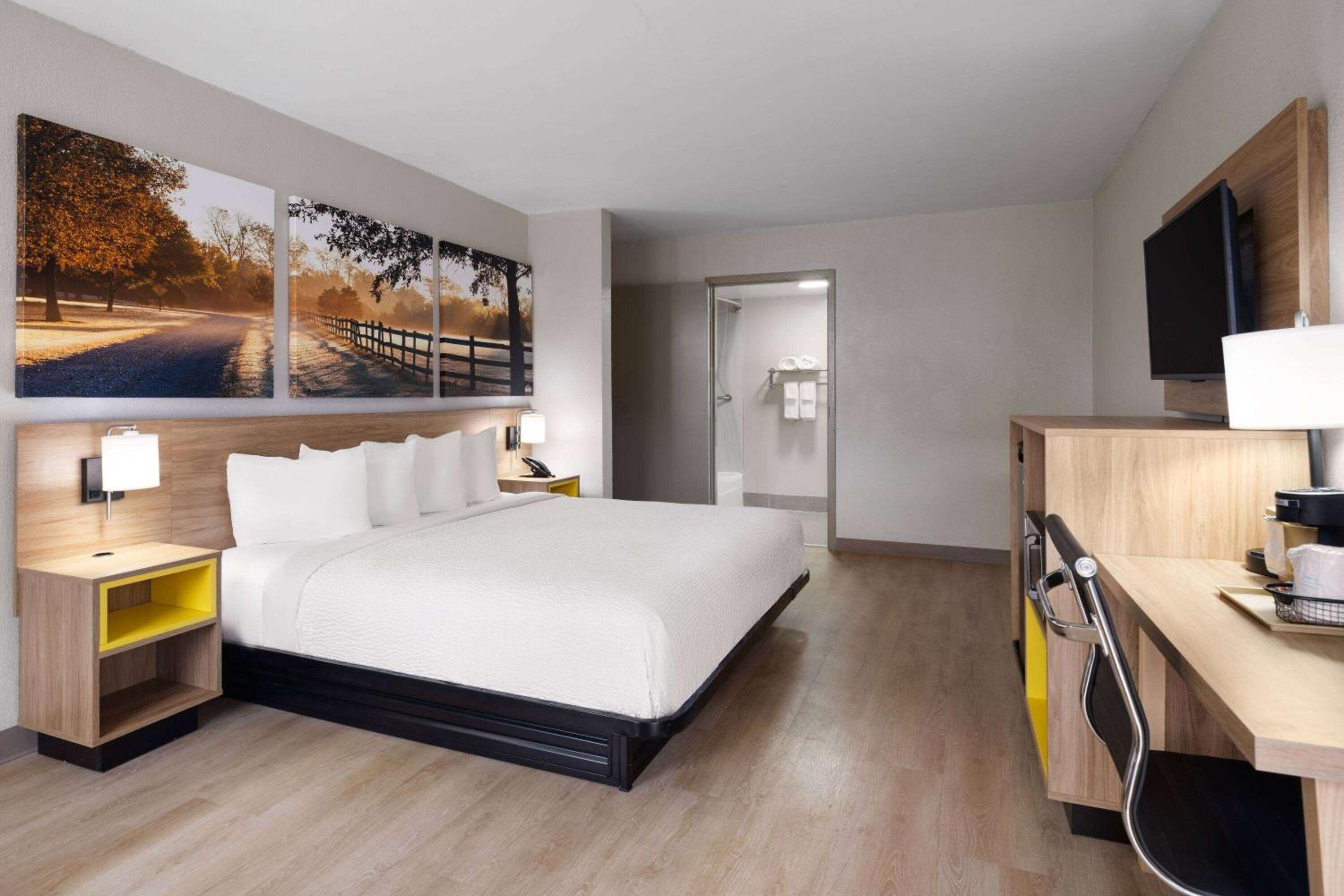 Days-Inn by Wyndham Montgomery I-85