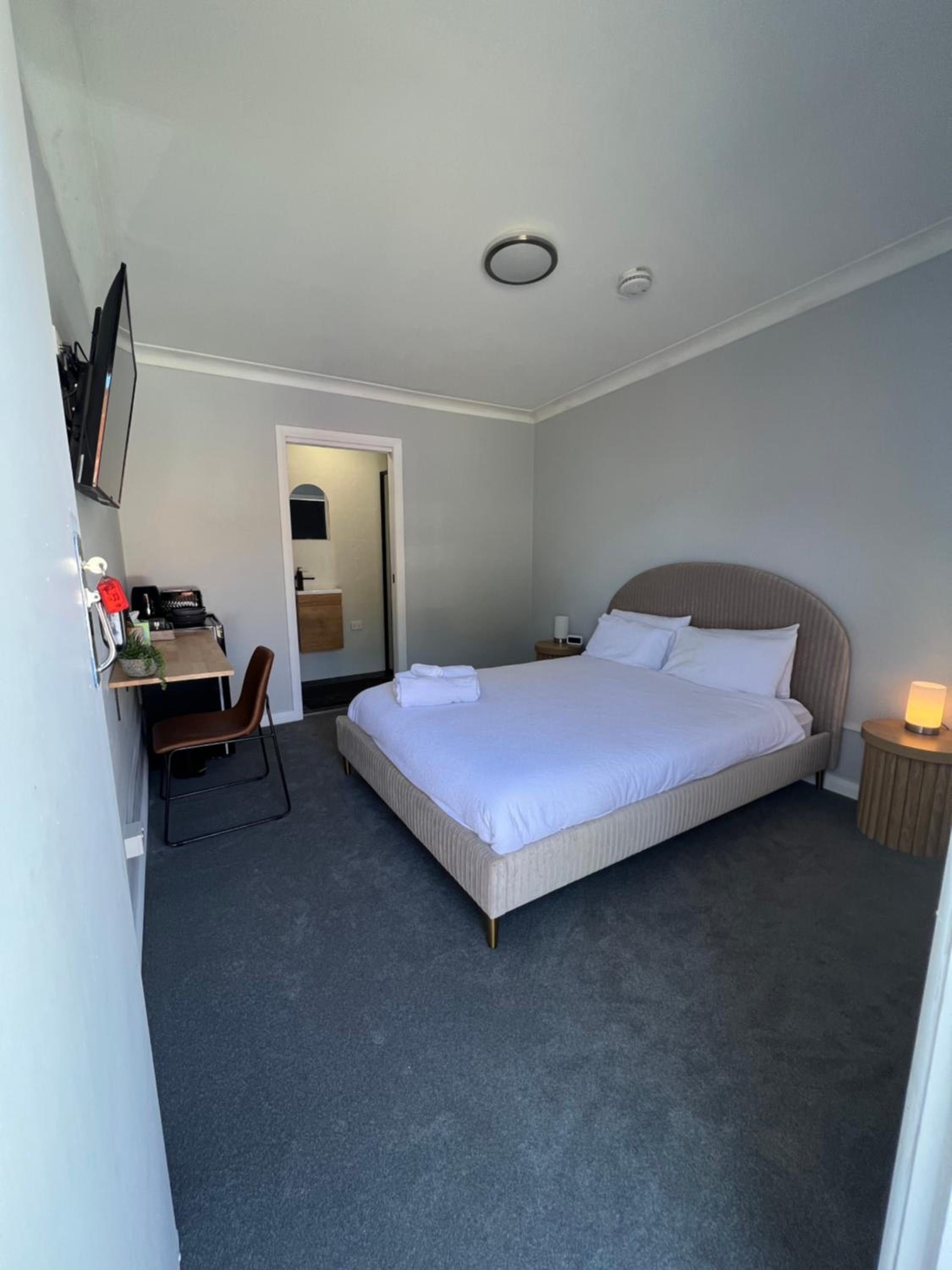Gold Reef Adelong