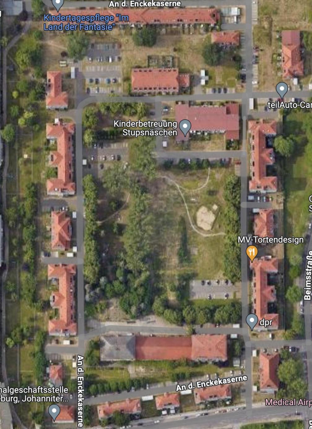 Ruhig - Privatparkplatz - barrierearm Quiet - private car park - low barrier