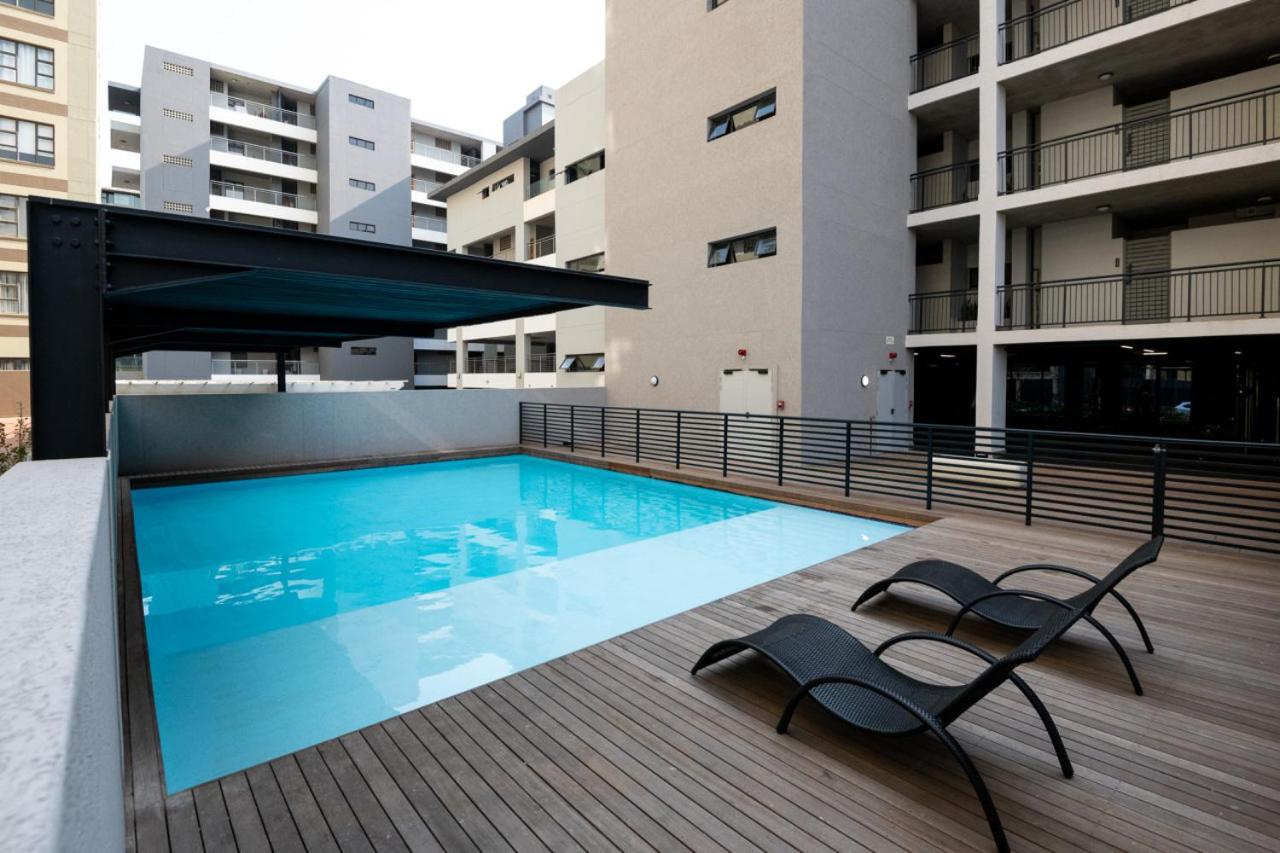 Luxury Bellagio 203 One Bed with Inverter view 5
