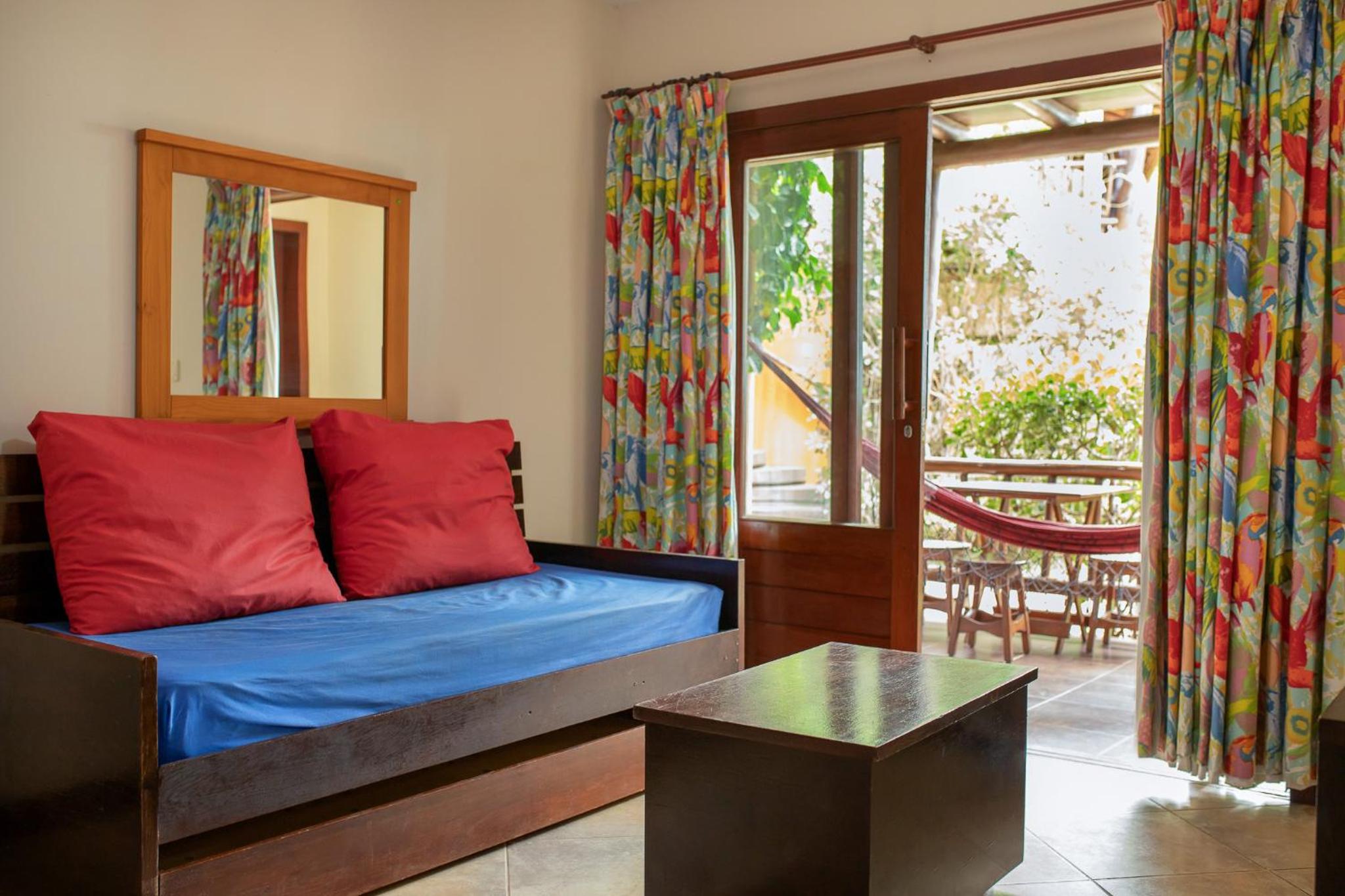 Concha Tropical Flat view 3