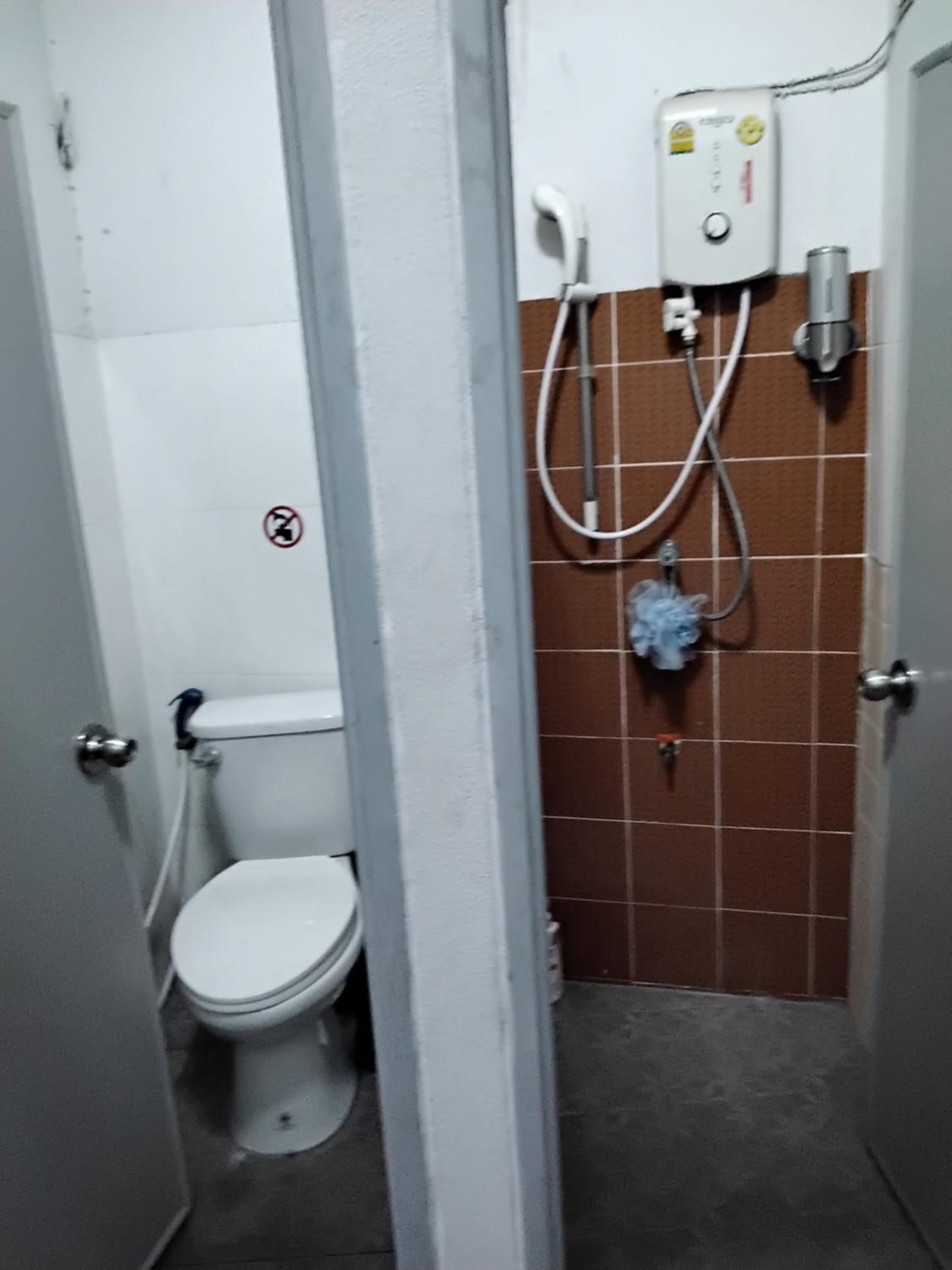 Danee Hostel
