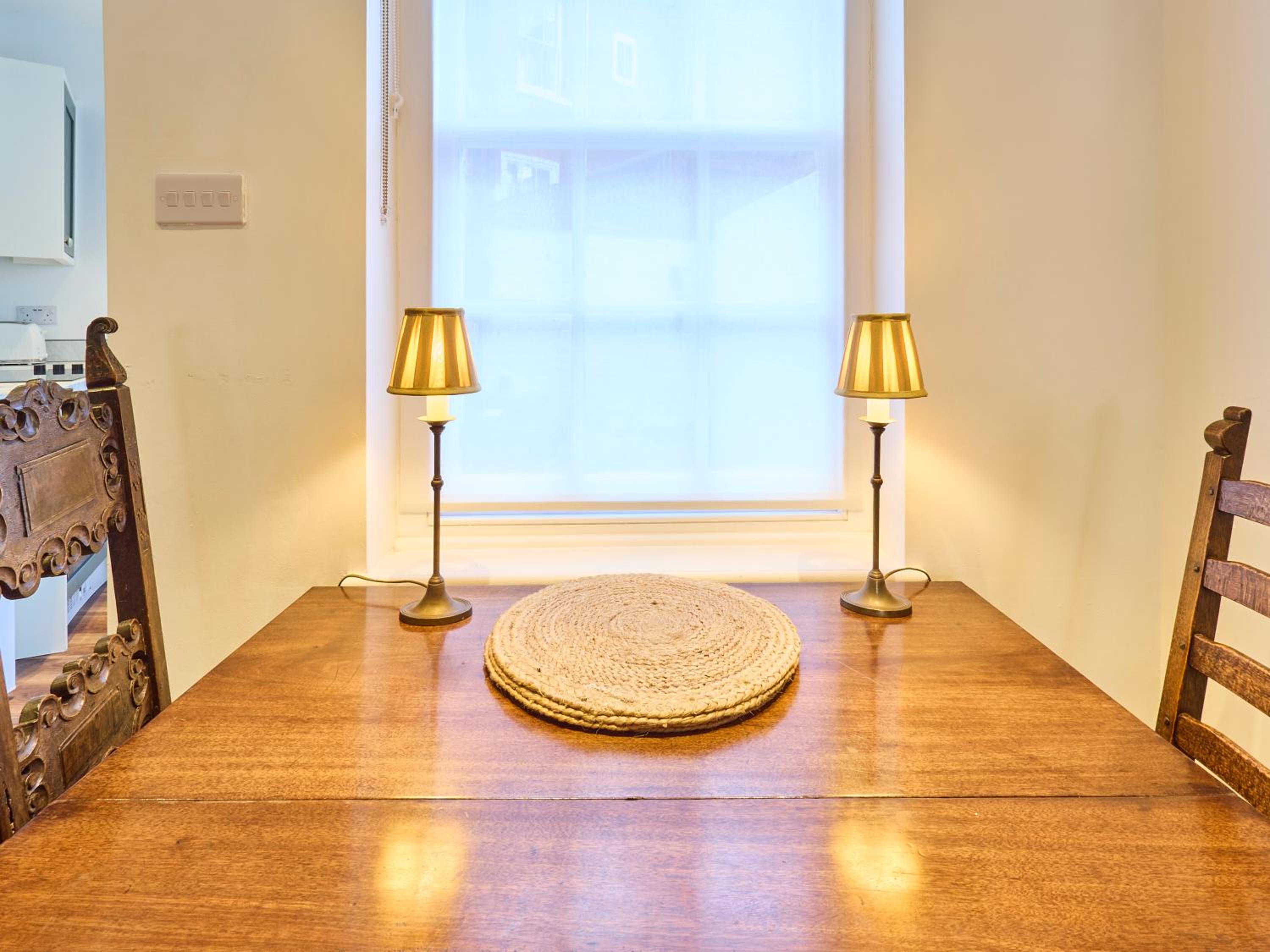 Host & Stay - St Radigunds House