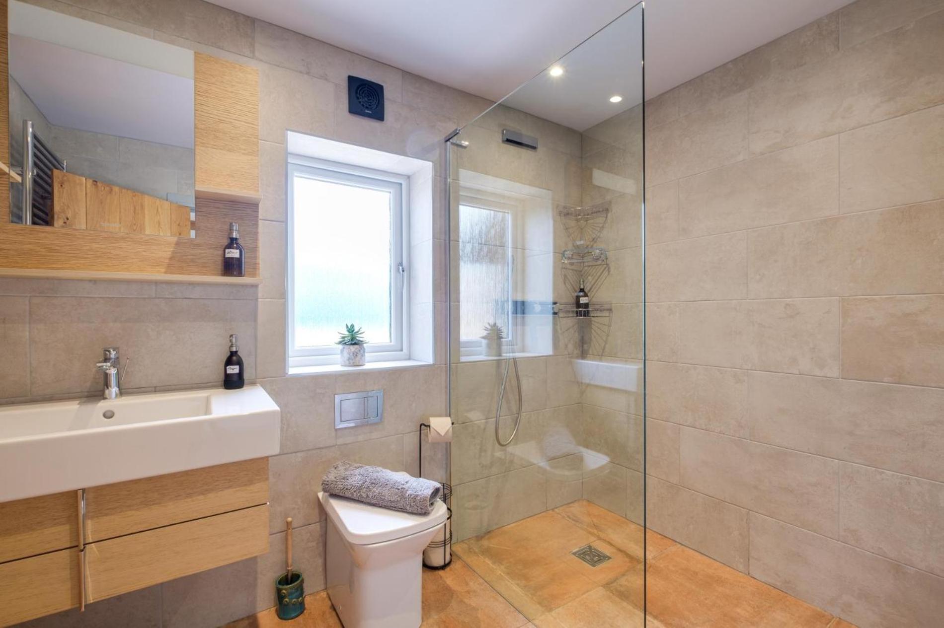 Ash Lodge - Exclusive Lodge with Hot Tub and stunning views view 5