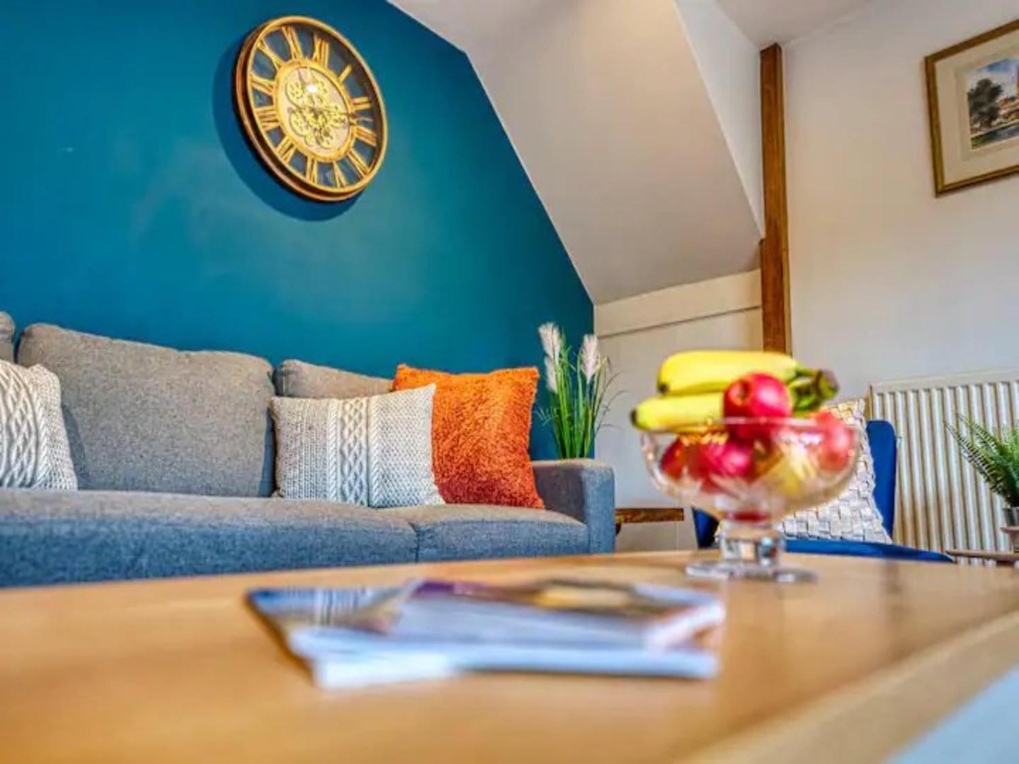 Stylish Bakewell Cottage with Free Parking