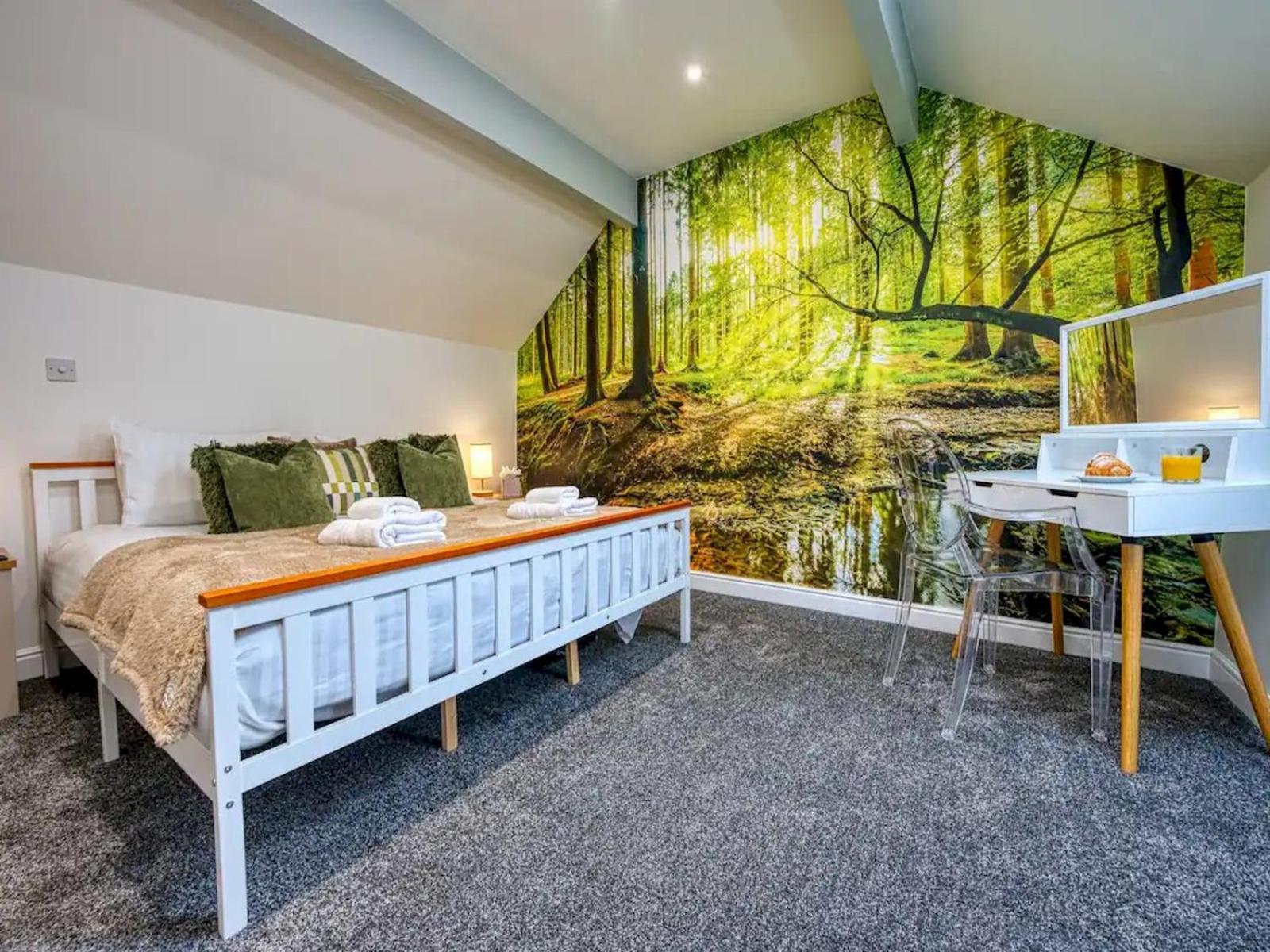 Stylish Bakewell Cottage with Free Parking