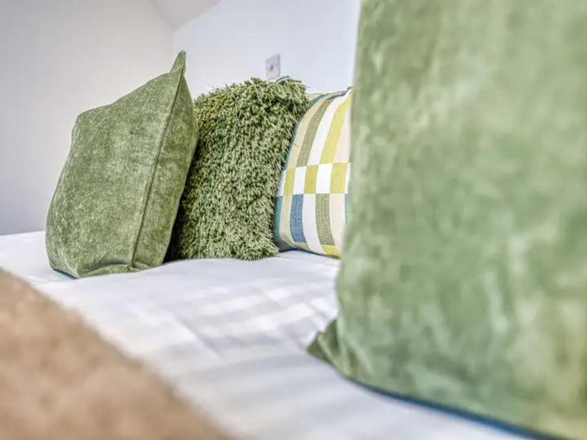 Stylish Bakewell Cottage with Free Parking