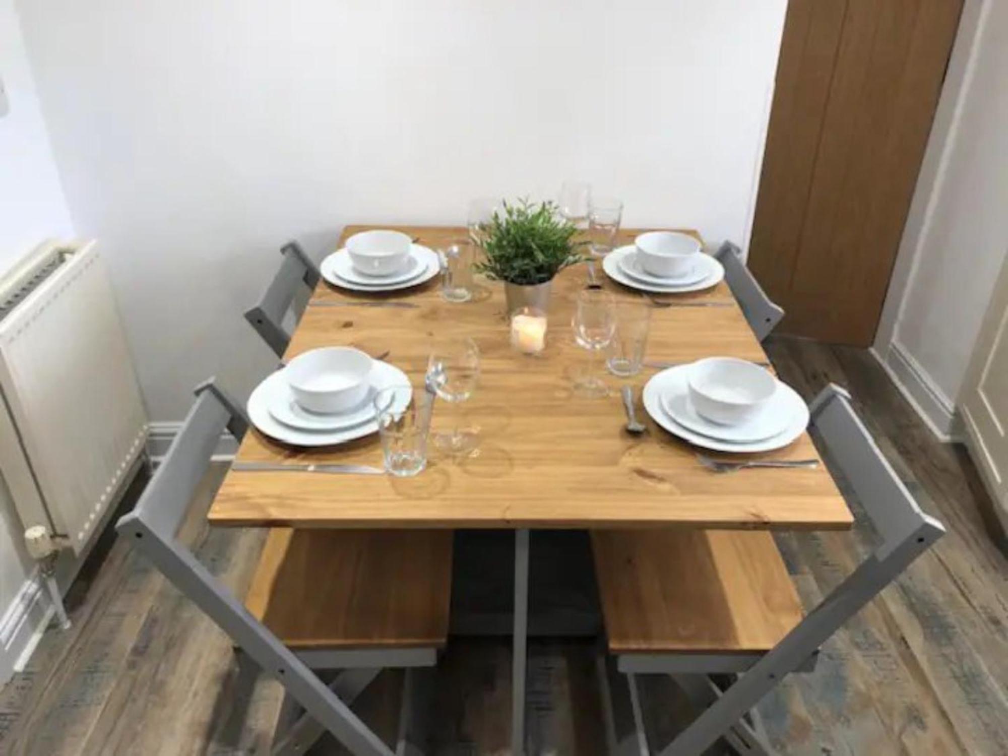 Stylish Bakewell Cottage with Free Parking