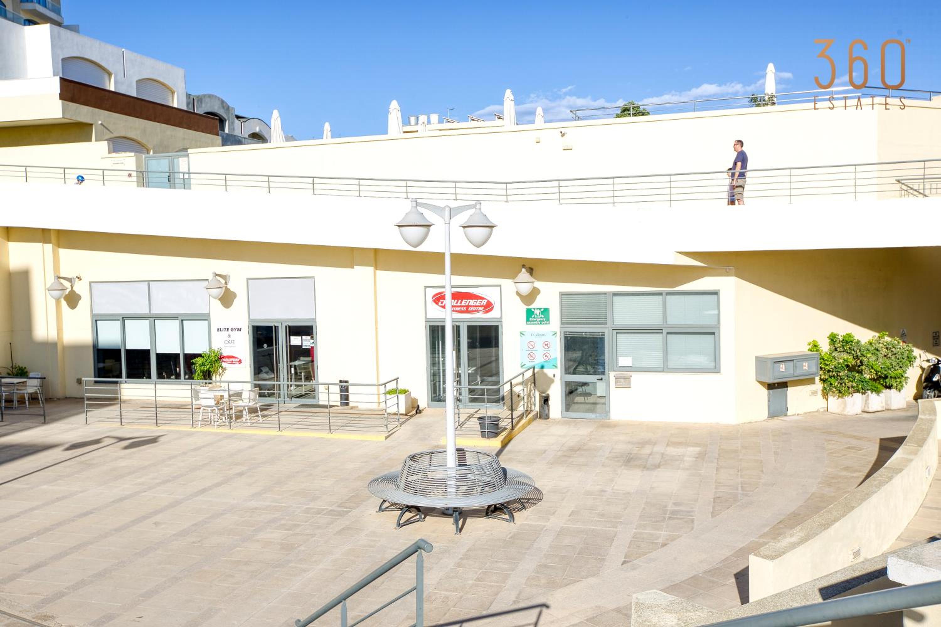 Charming 2BR home w/access to pool in Marsaskala by 360 Estates view 5
