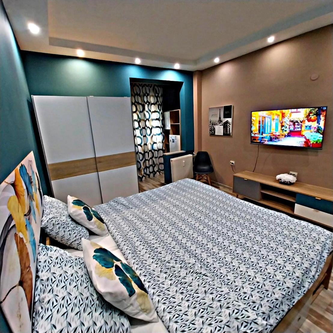 Heart of Sofia Residence - Optional Paid parking