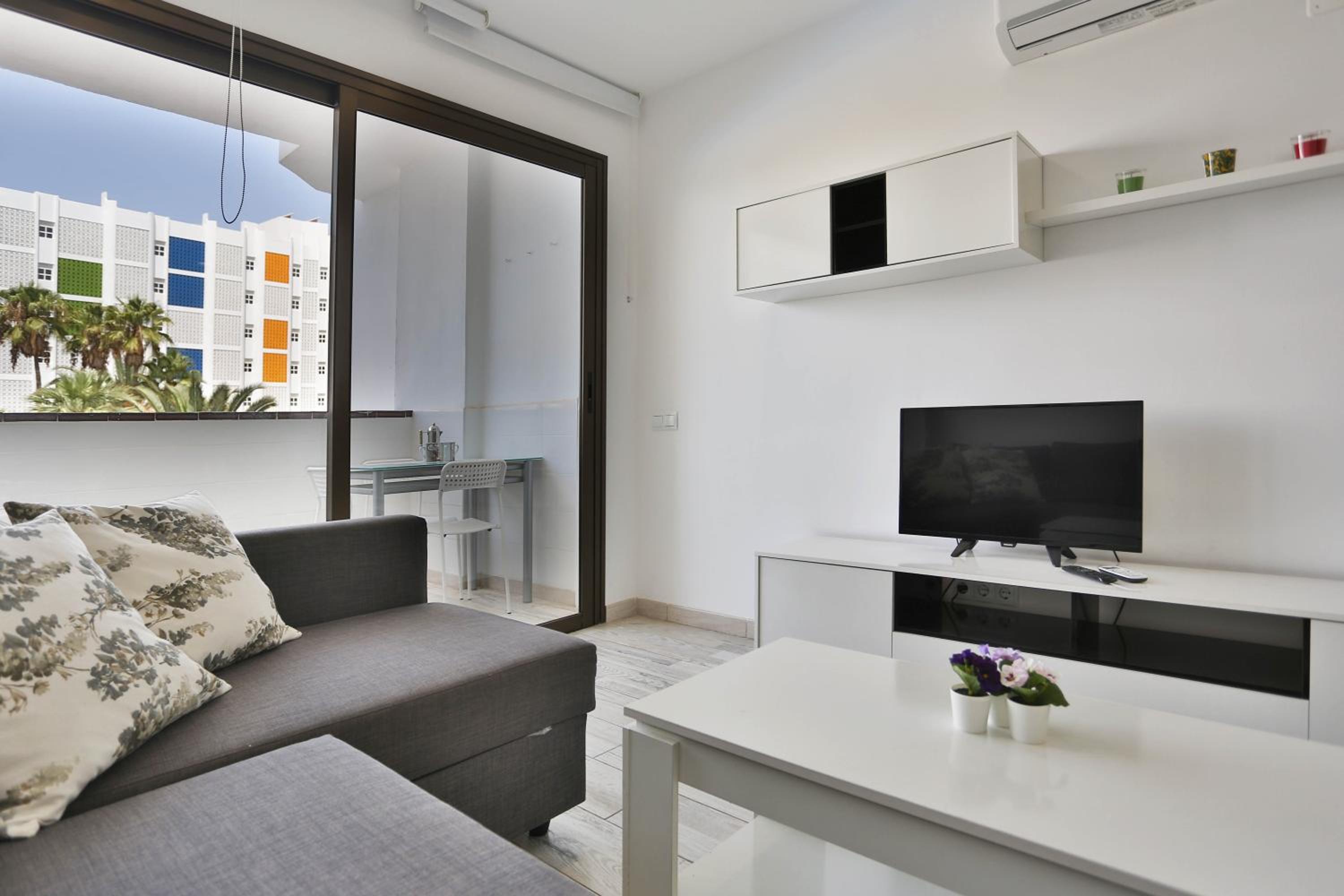 AGAETE PARQUE: APARTAMENTO VISTA PISCINA