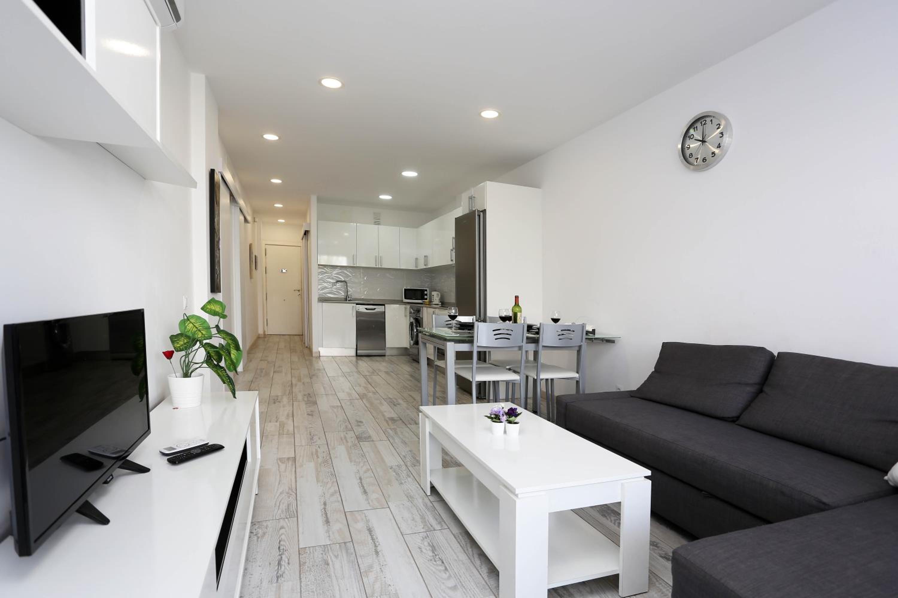 AGAETE PARQUE: APARTAMENTO VISTA PISCINA