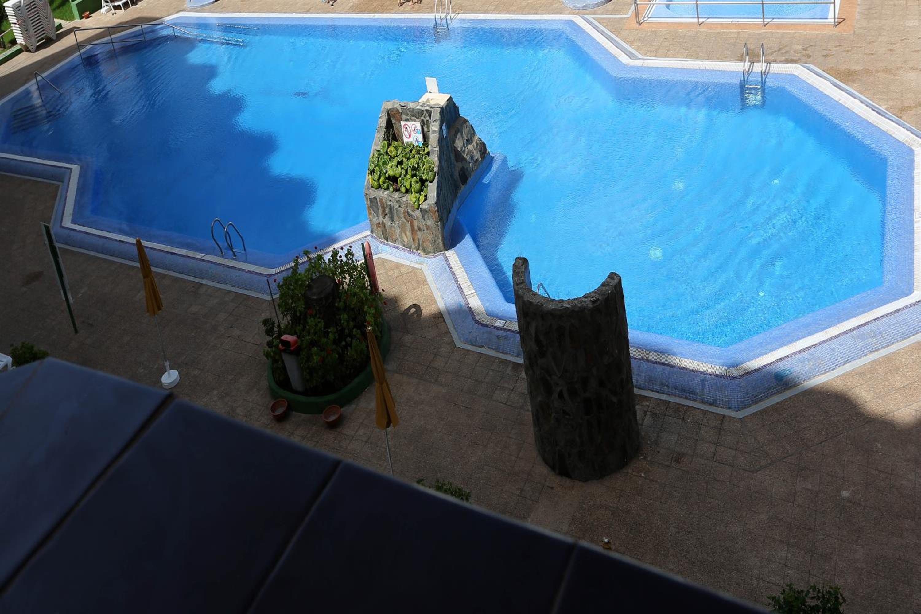 AGAETE PARQUE: APARTAMENTO VISTA PISCINA