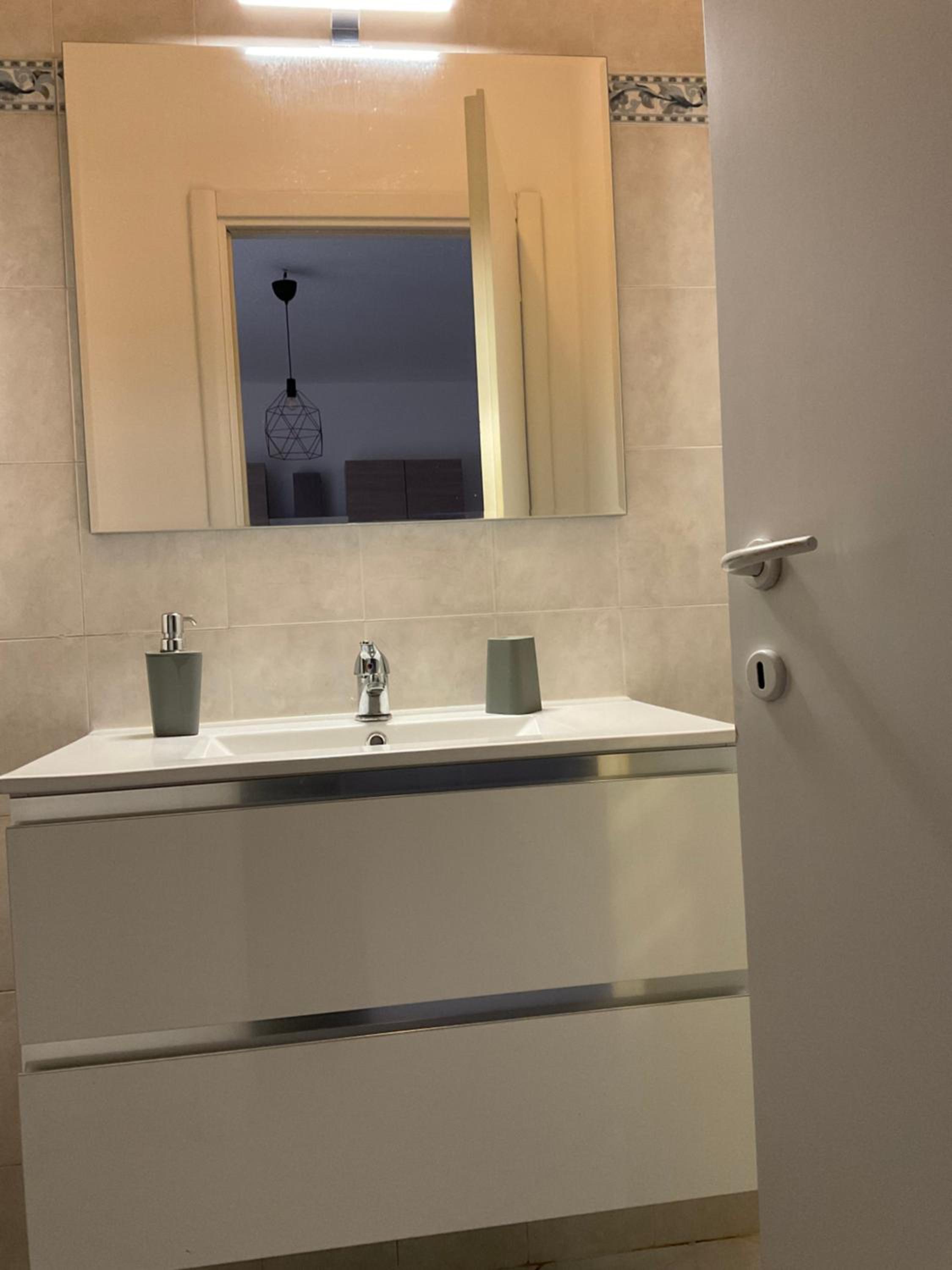 Appartamento Repubblica 2 en Prato — bathroom