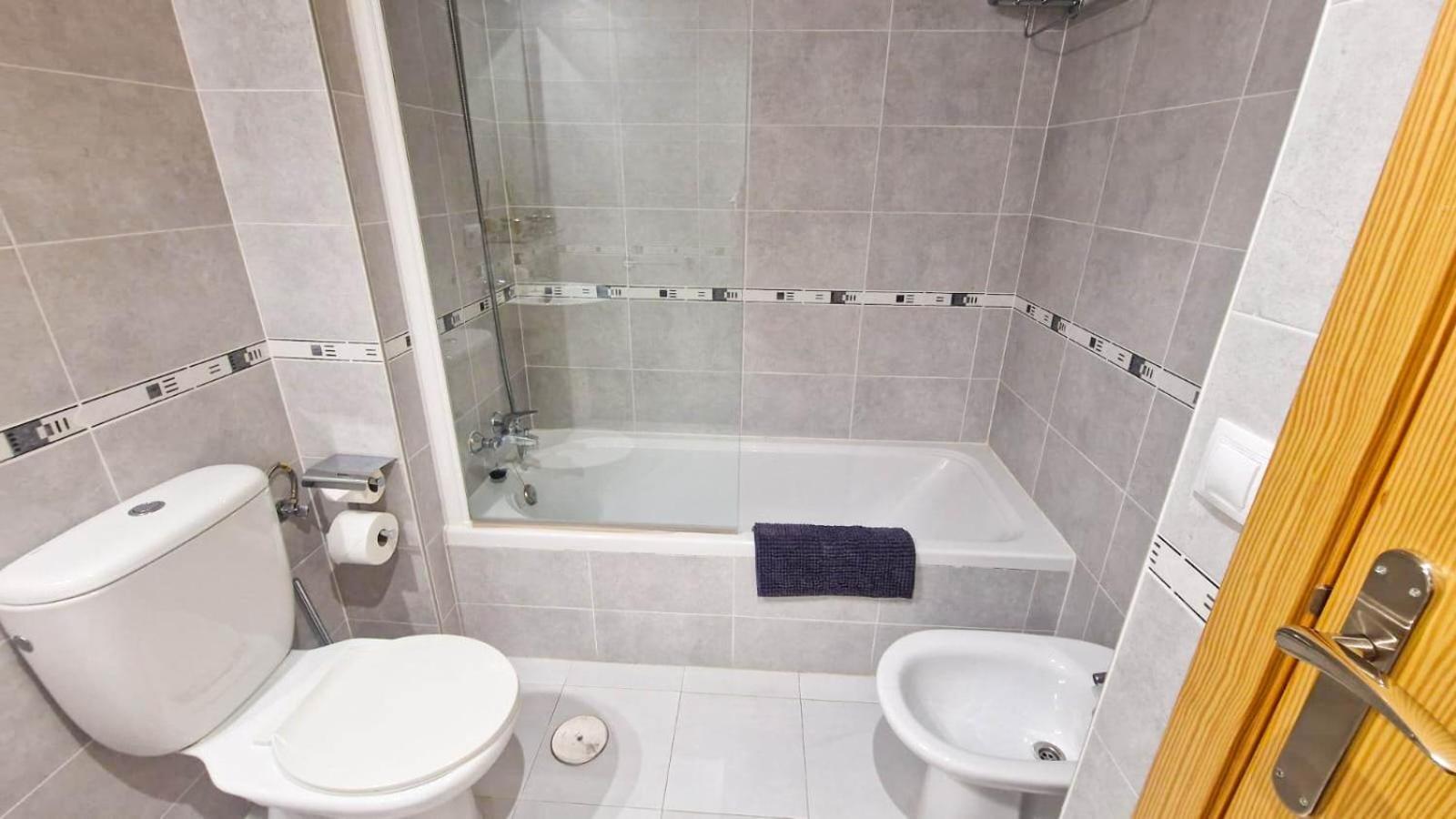 Glamorous Apartment Breath Taking View Pool photo 4