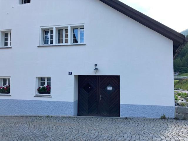 Photo 37