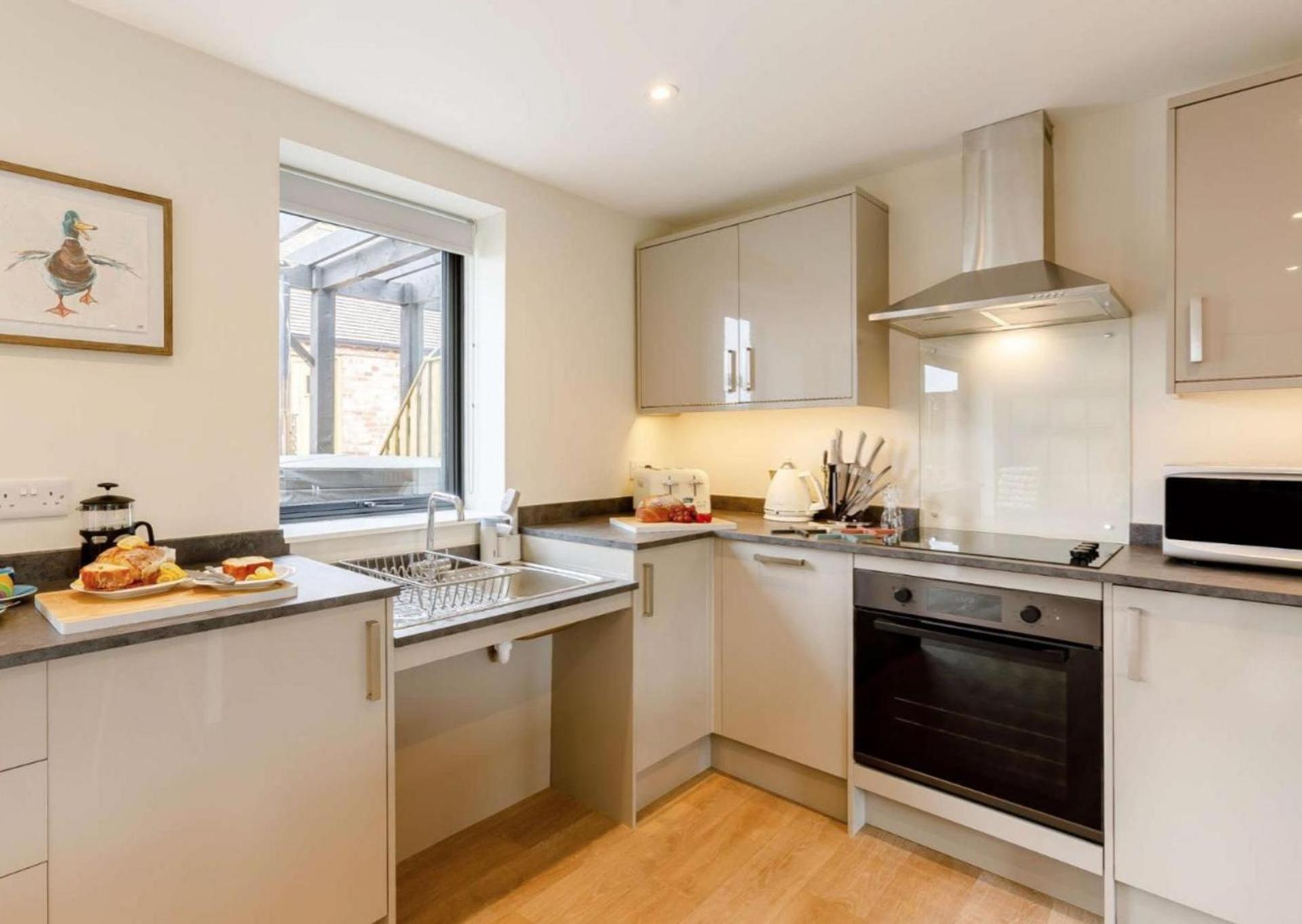 Fawn Cottage disabled adapted 3 bed cottage view 3