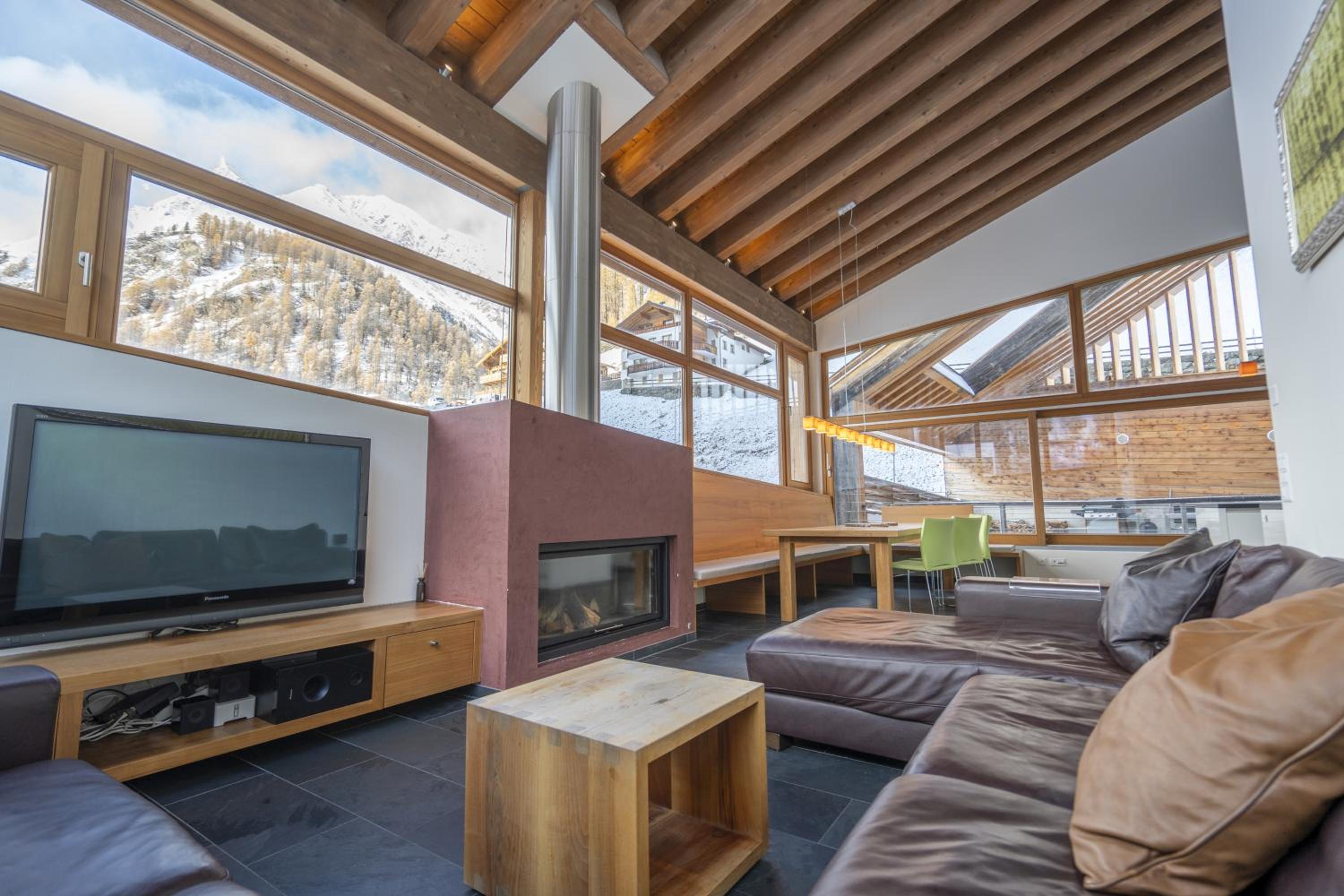 Hotel Der Monolith - Image 1