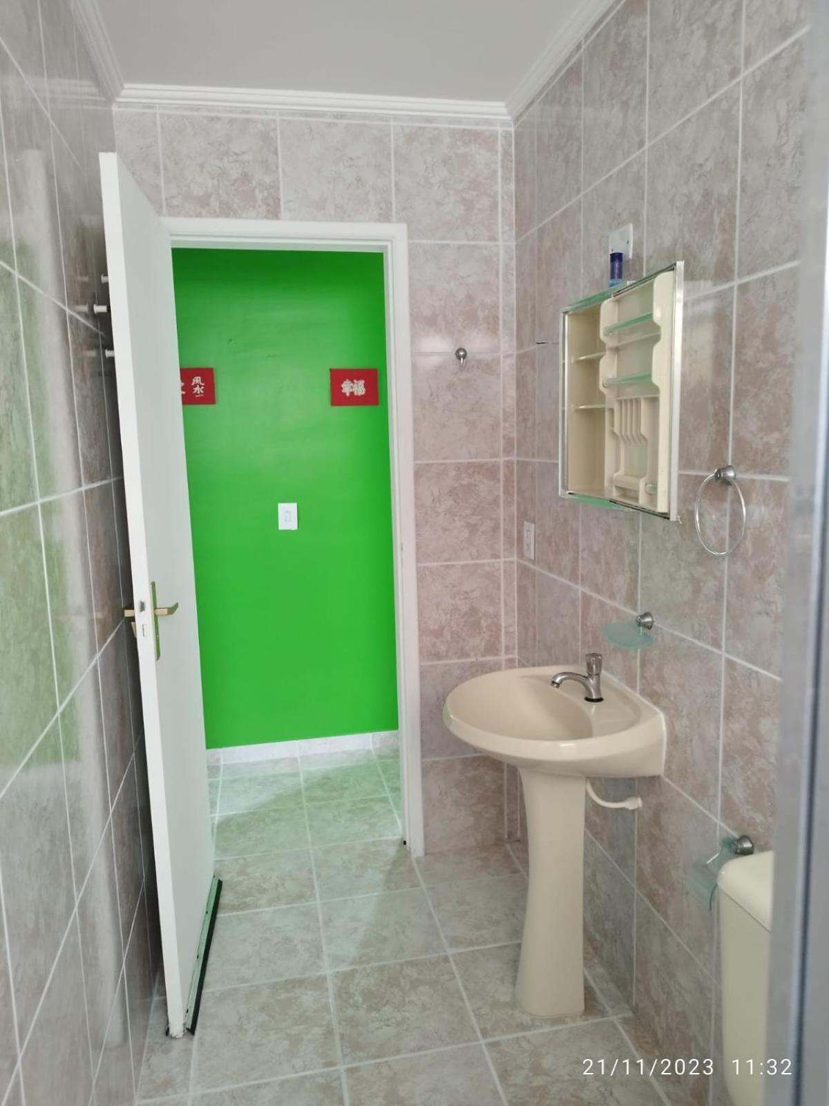 Apartamento em Peruíbe Seguro e Tranquilo