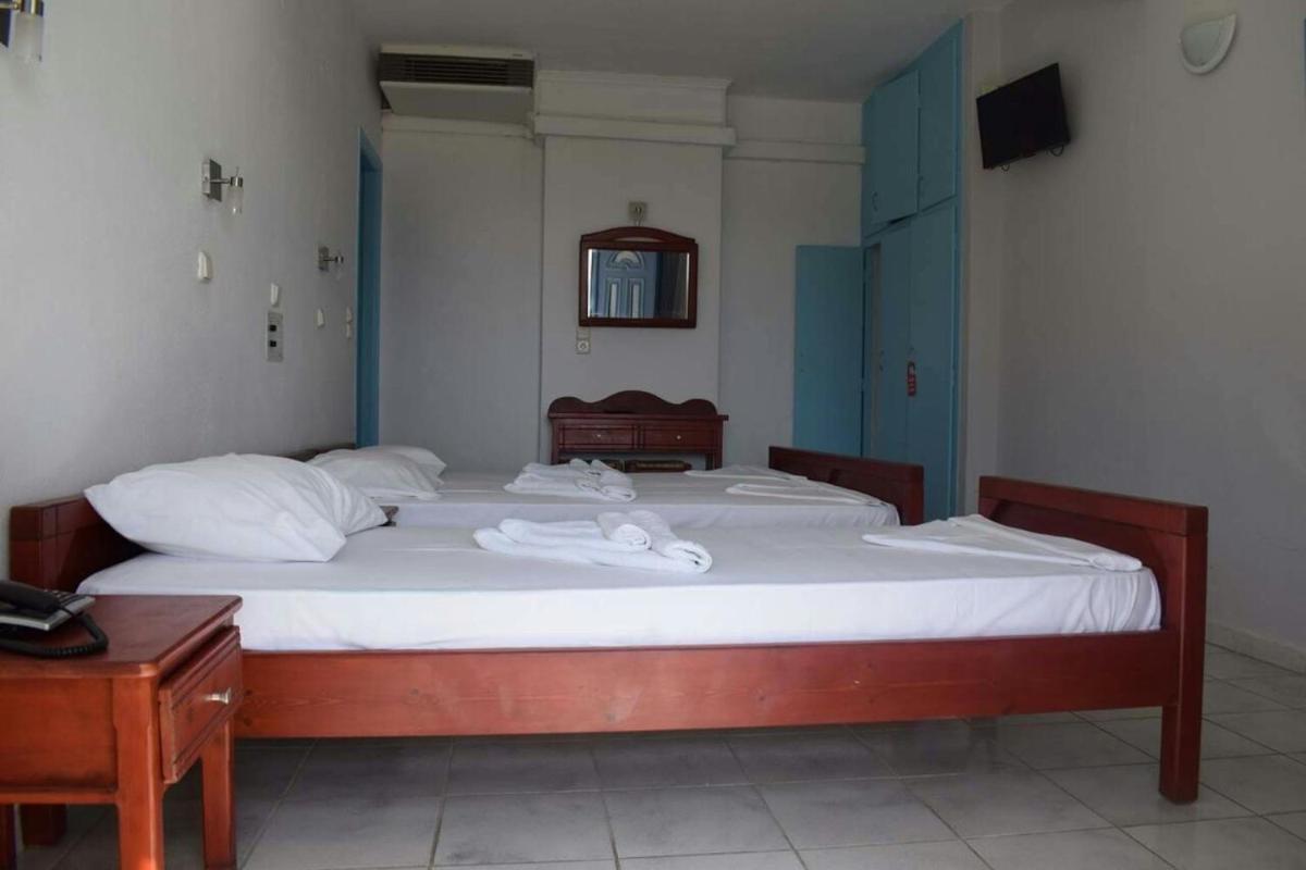 Mykali Hotel en Pythagoreio — hotel room
