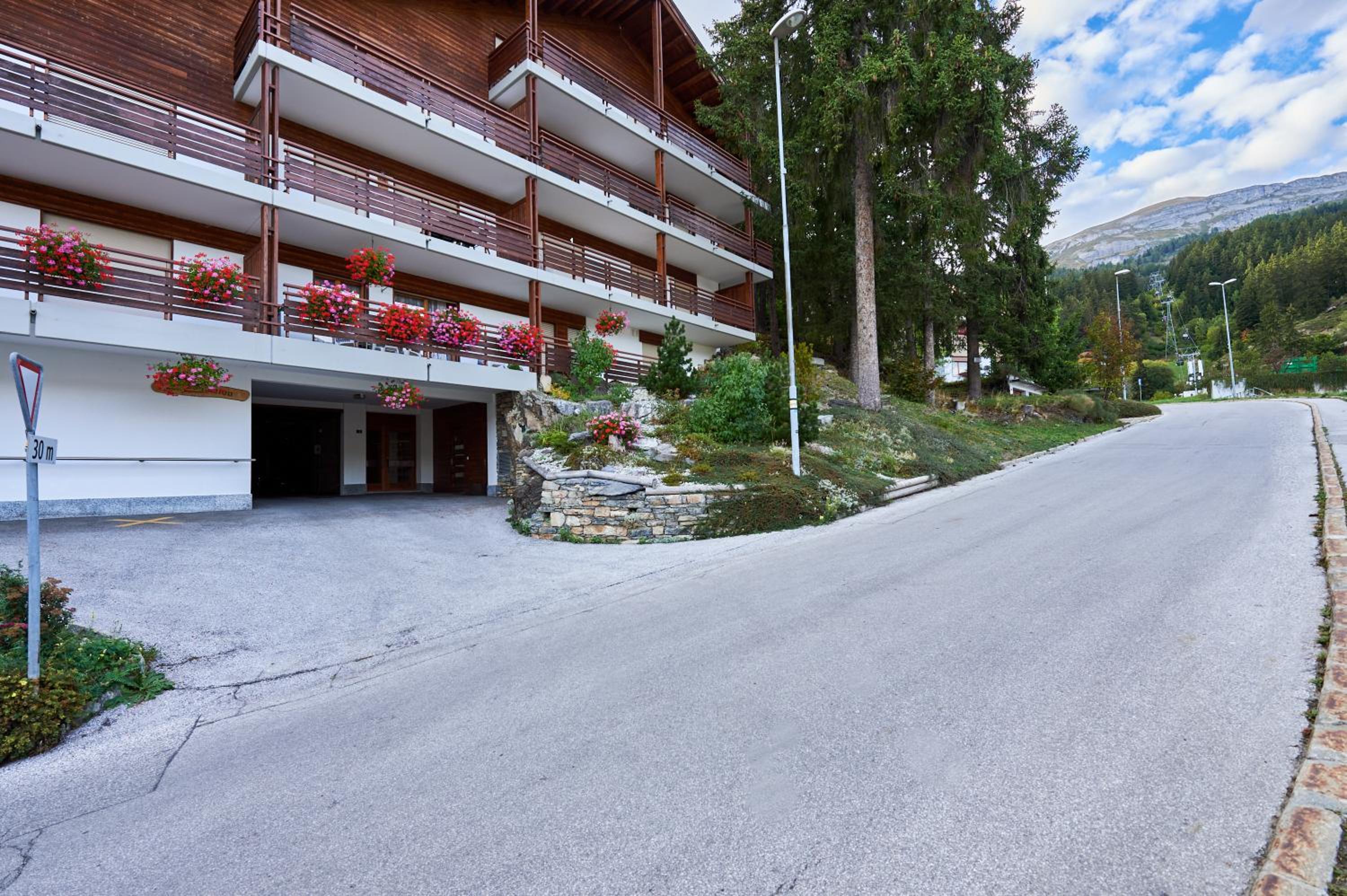Residence Tsaumiau, 2 bedrooms, ski lift 170m!