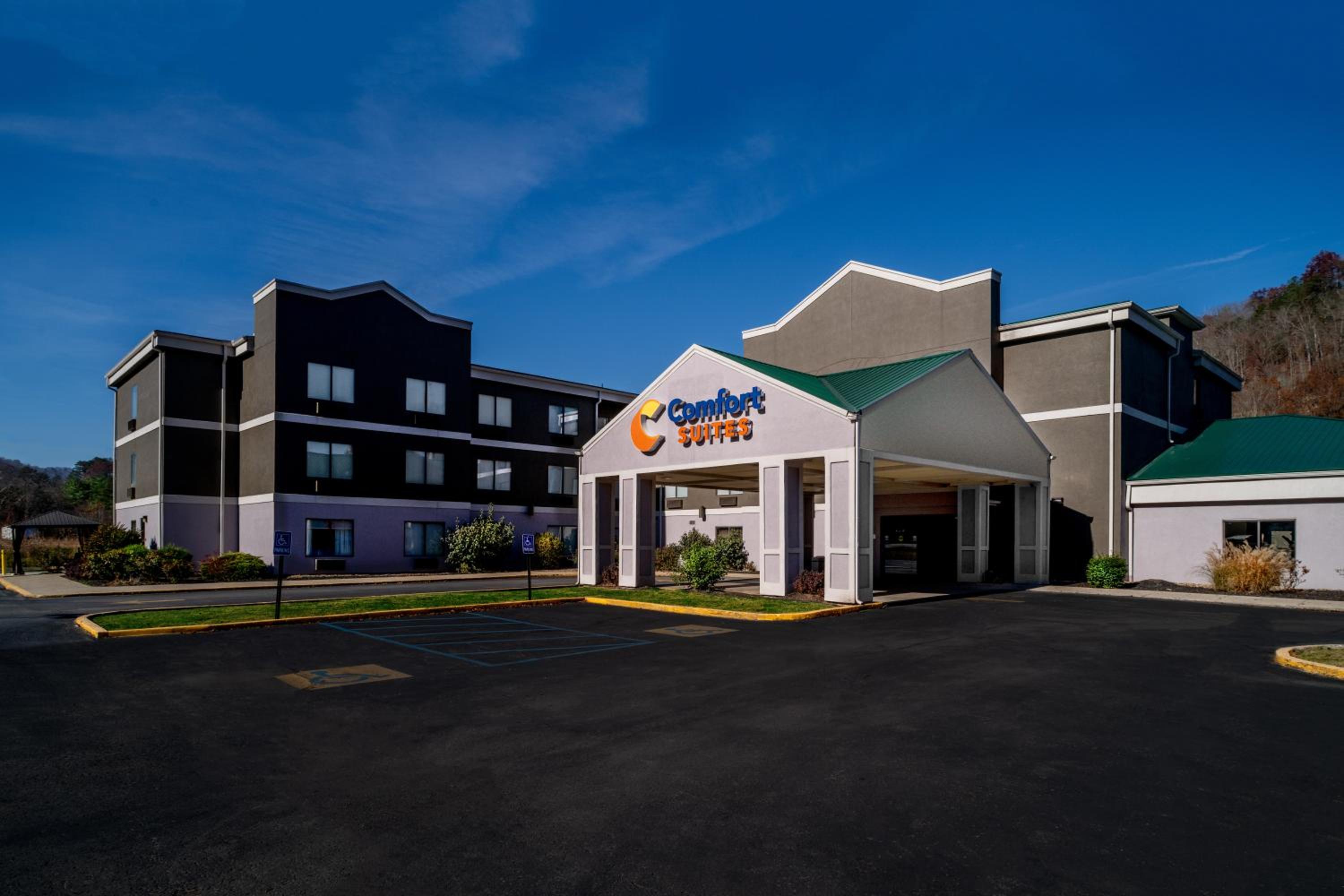 Comfort Suites Prestonsburg West view 2
