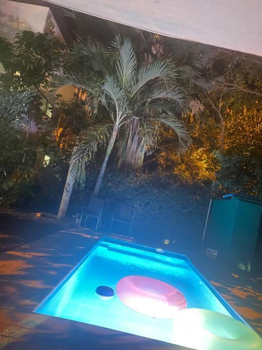 Apartamento con piscina y parrilla BBQ en Laguna Club