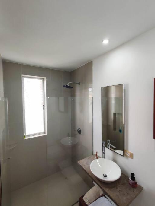 Apartamento con piscina y parrilla BBQ en Laguna Club