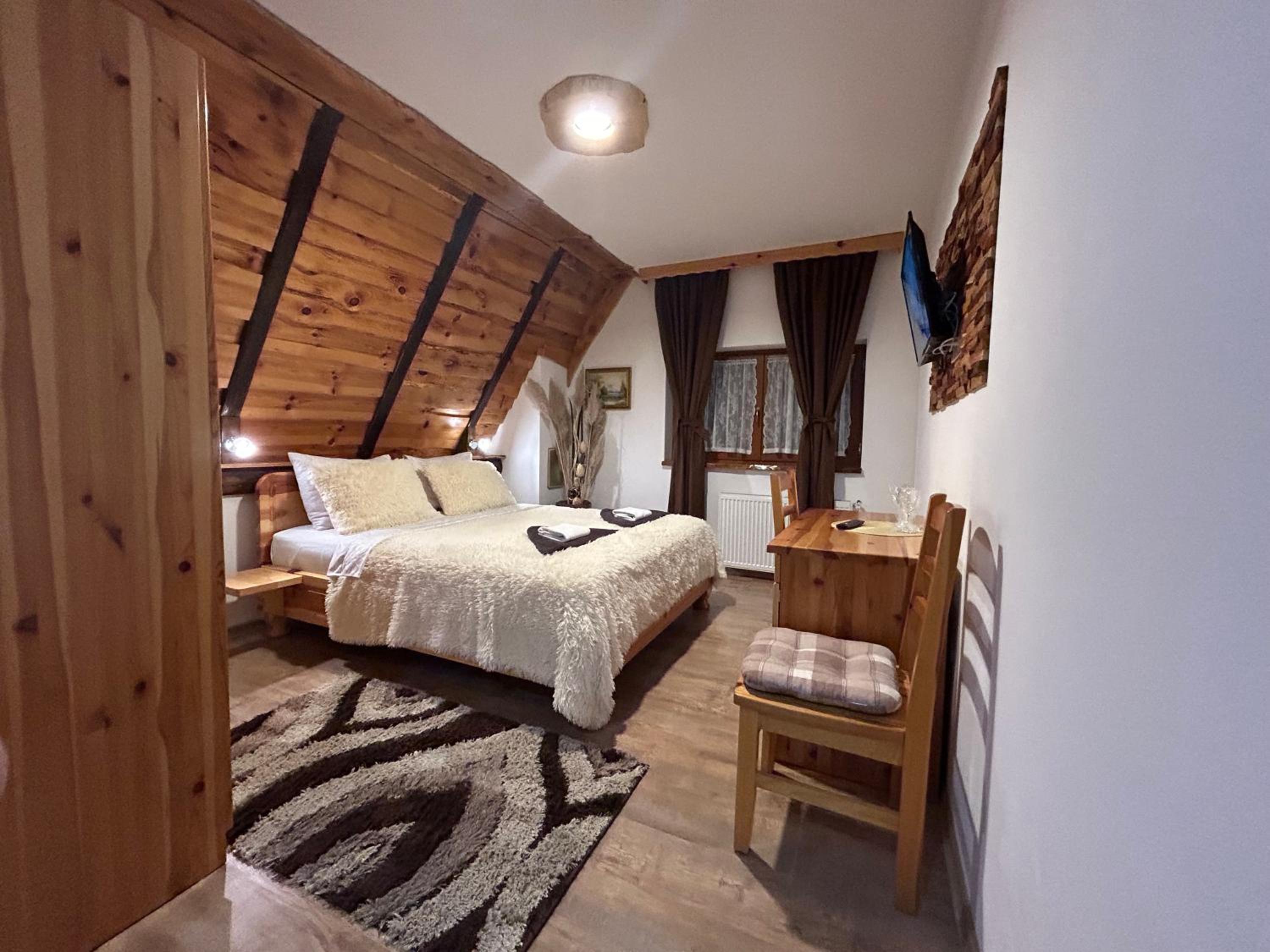 Rustic Lodge Plitvice