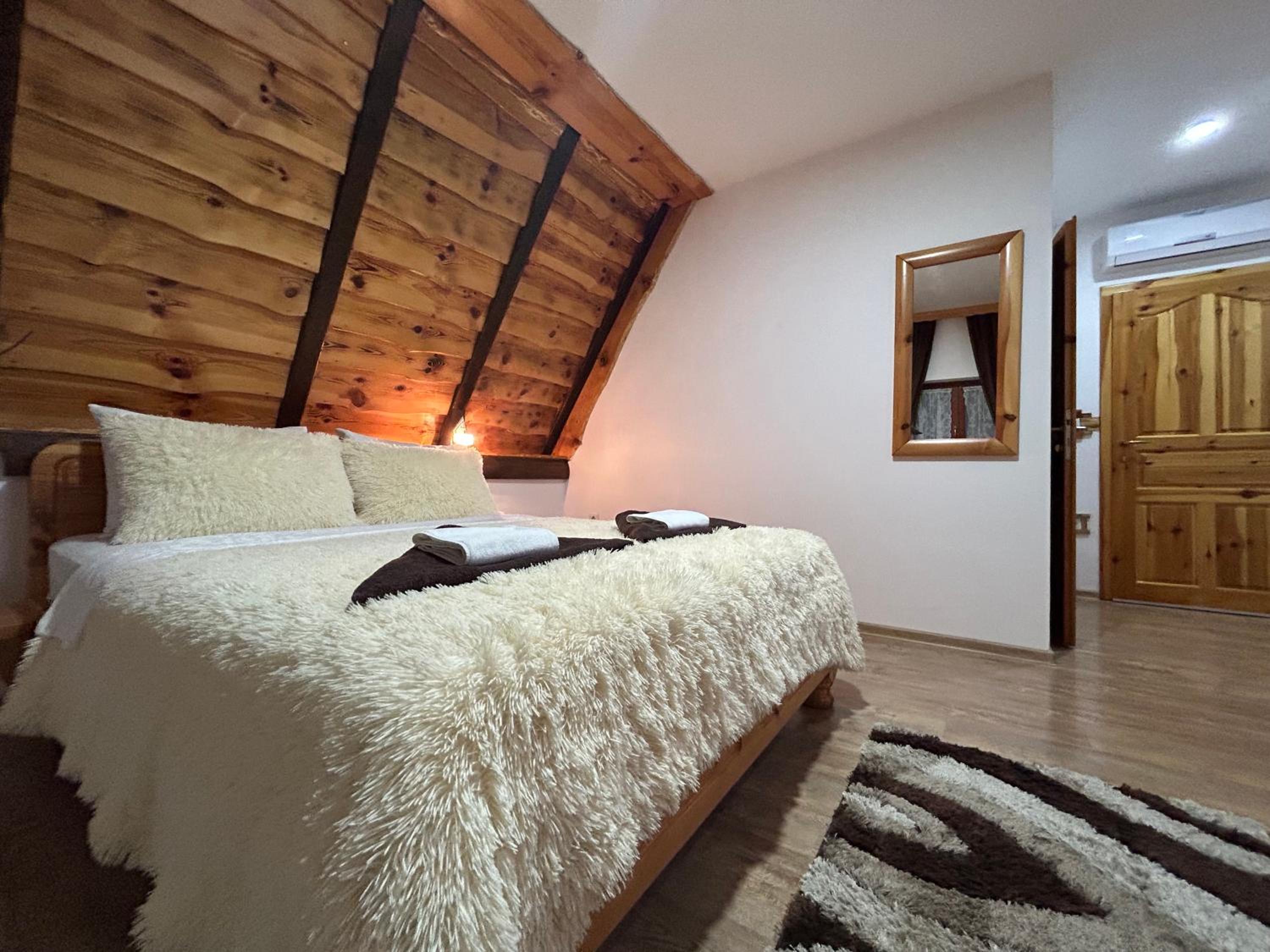 Rustic Lodge Plitvice