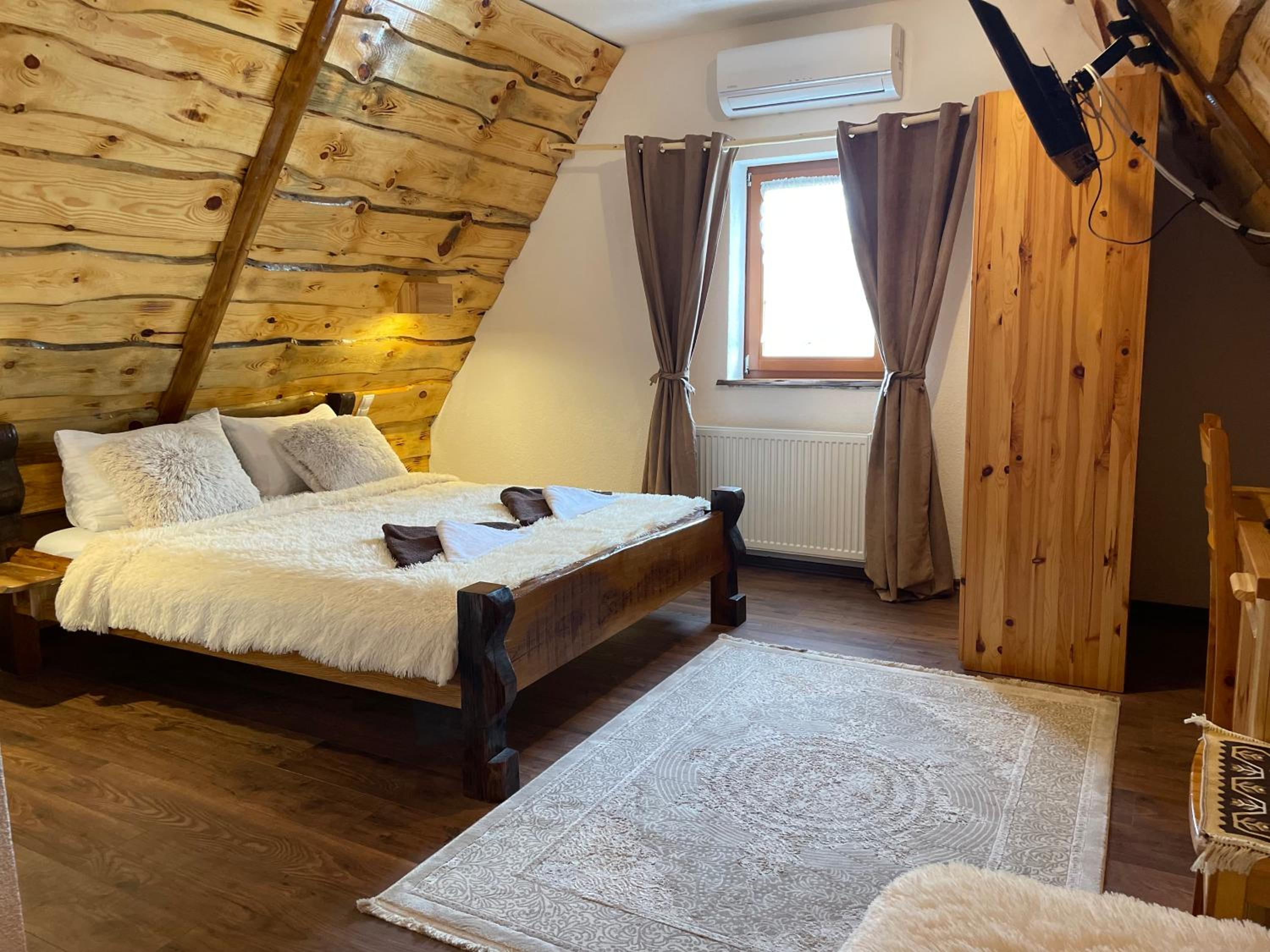 Rustic Lodge Plitvice