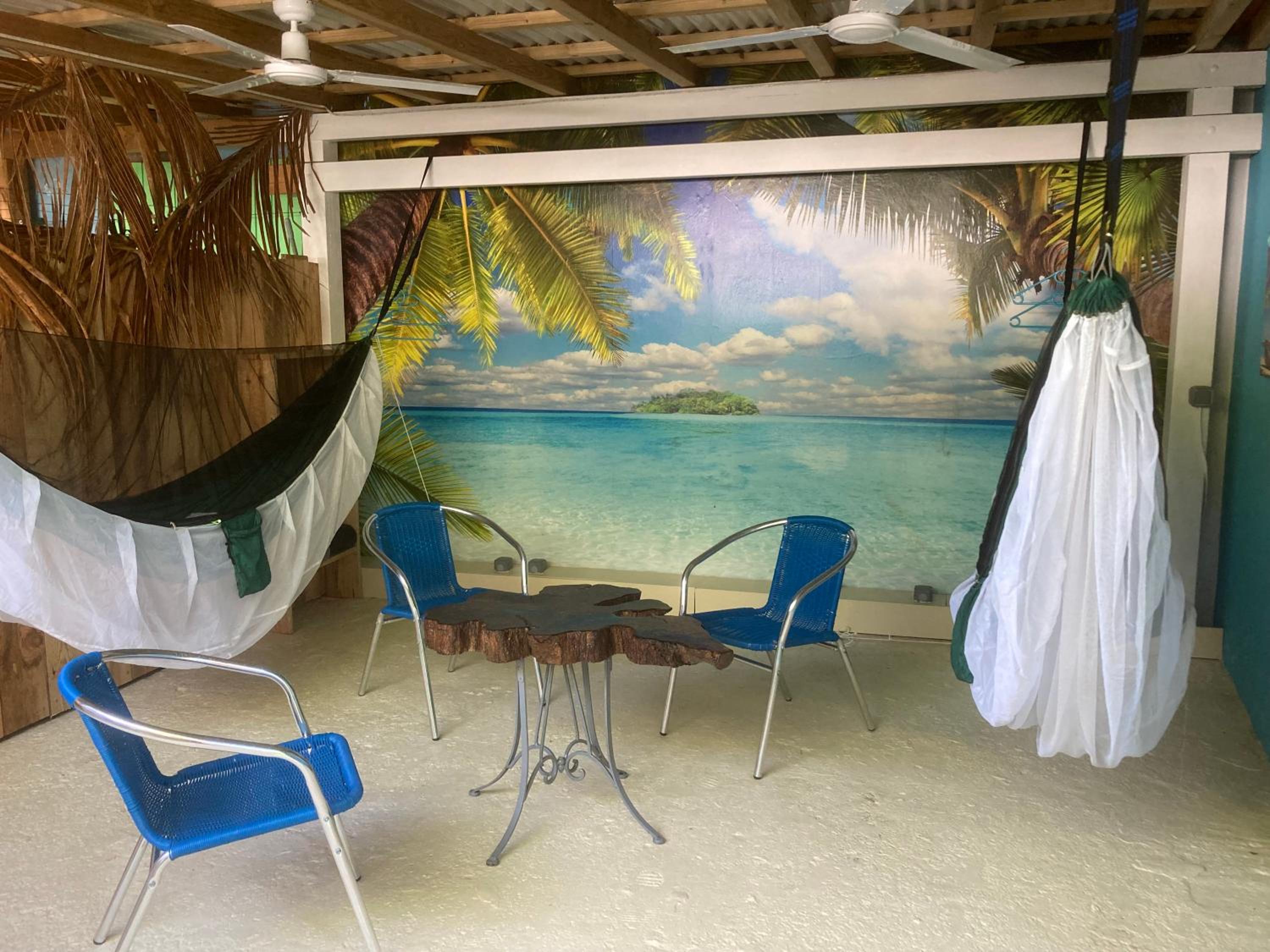 LES HAMACS AUX SAINTES BIS