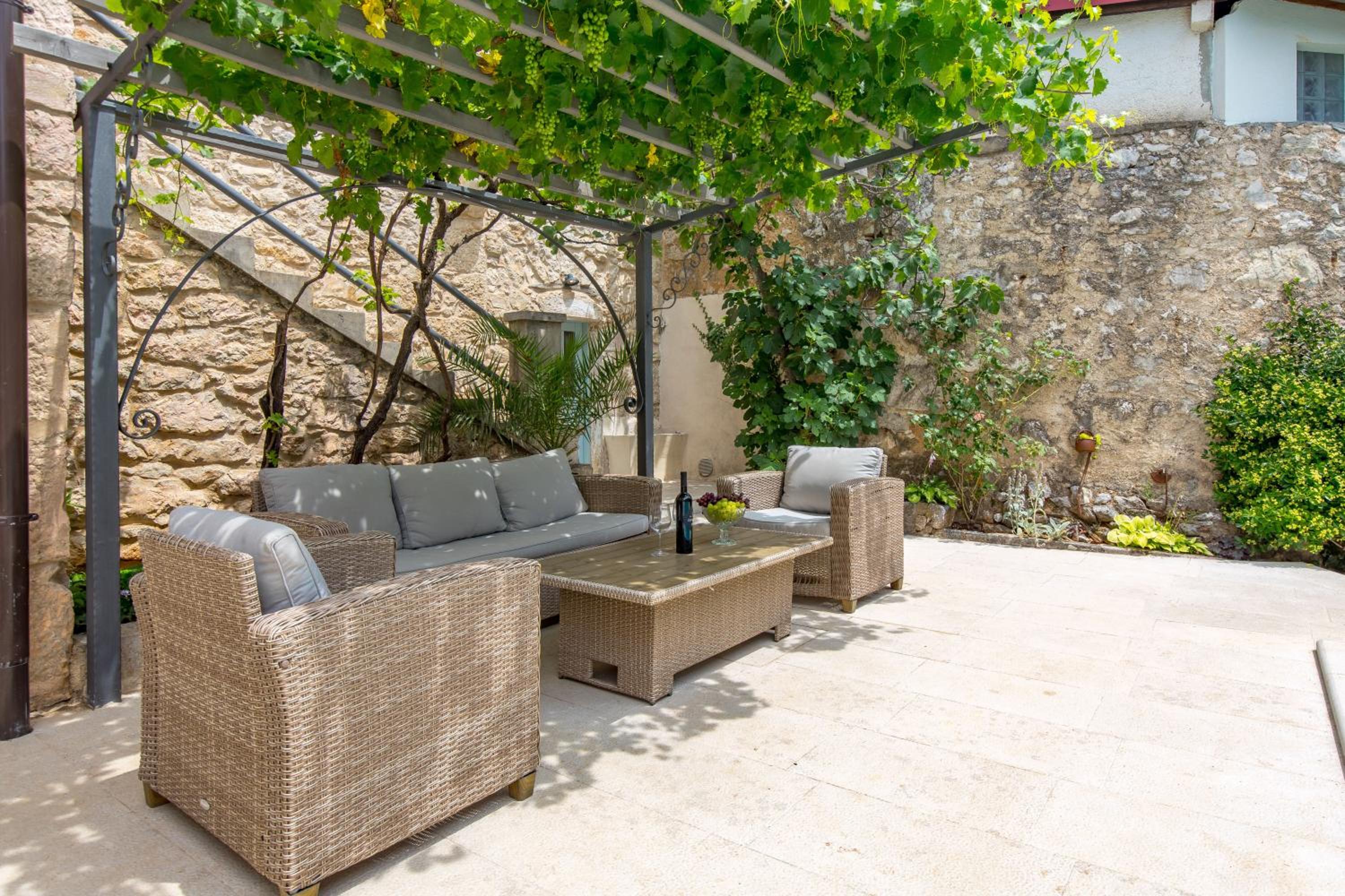 Hotel Villa Ivka - Image 1