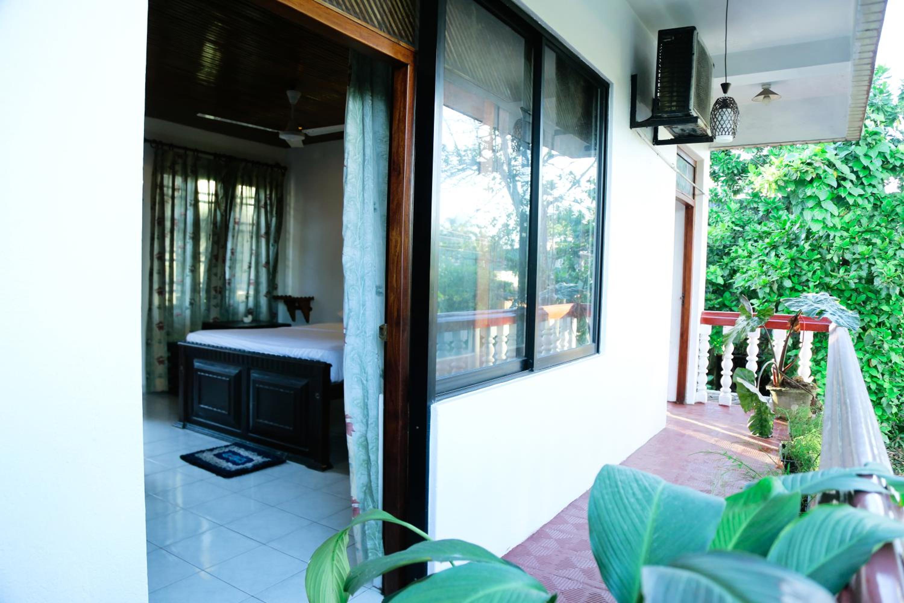 Wave Crest Residence