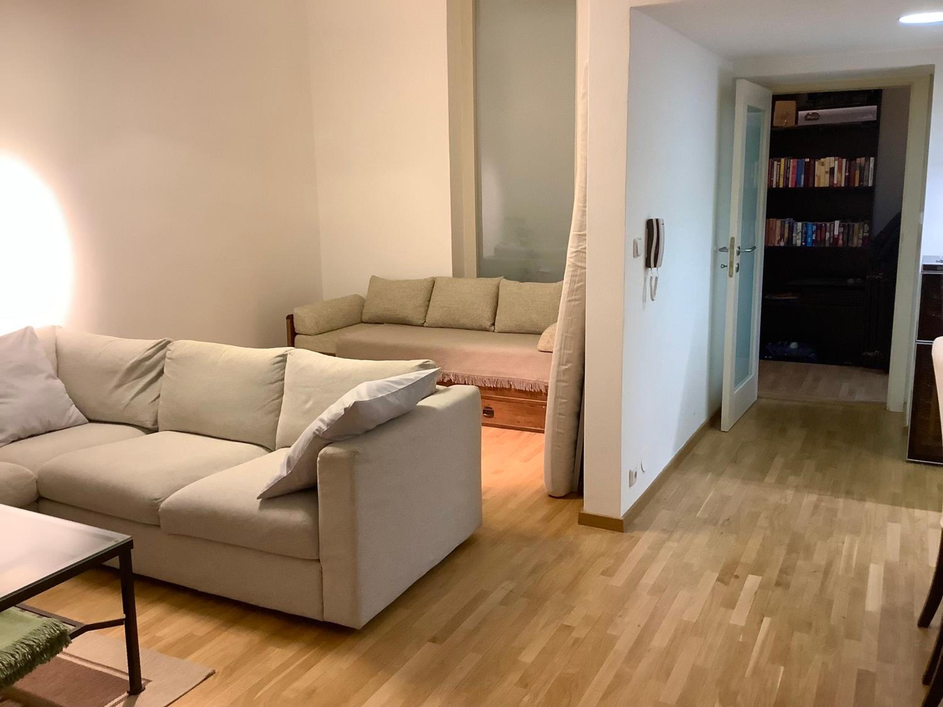 Quiet, Spacious and New 72m2 Old Town Apartment - perfect for 4-6