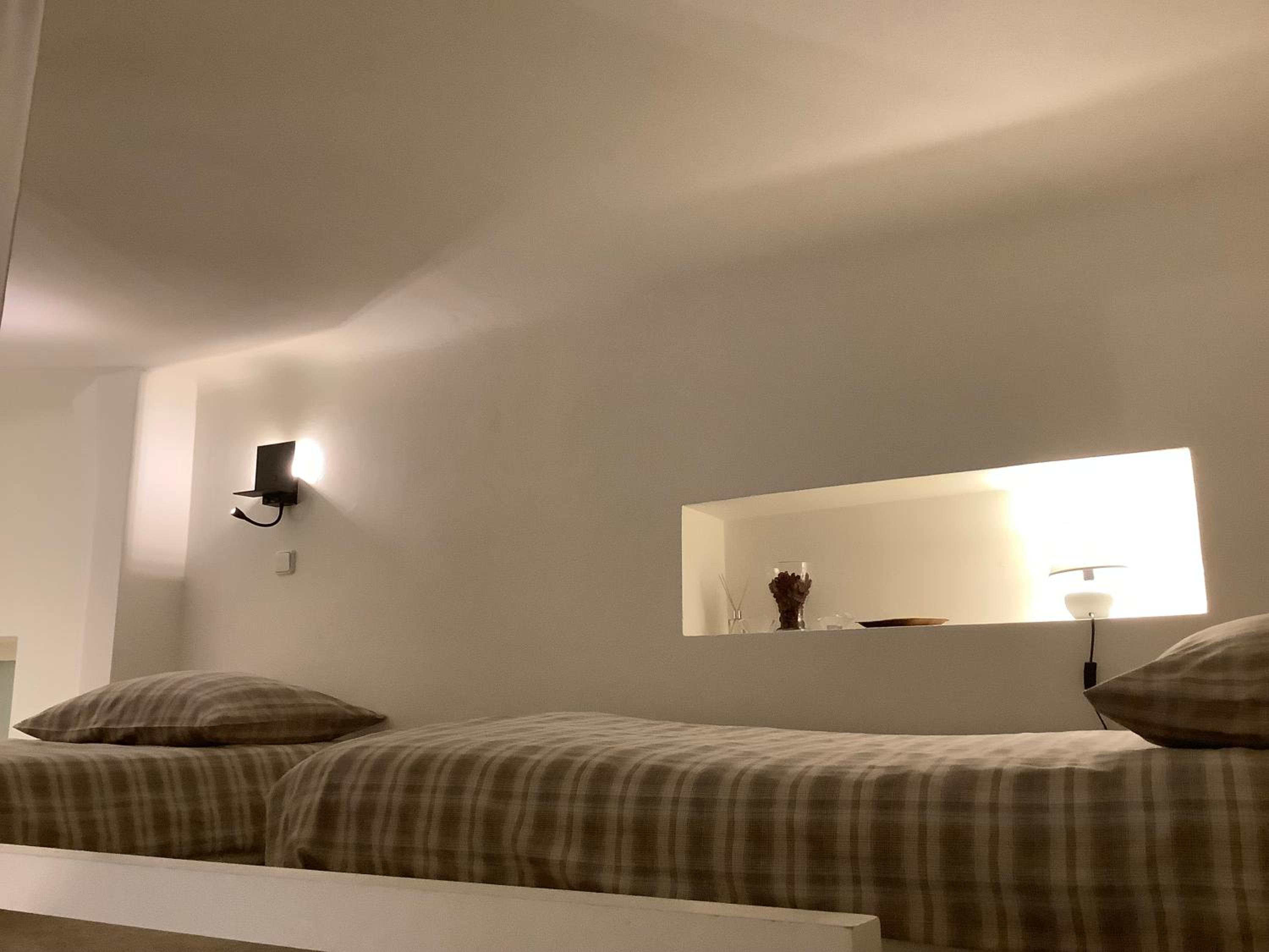 Quiet, Spacious and New 72m2 Old Town Apartment - perfect for 4-6