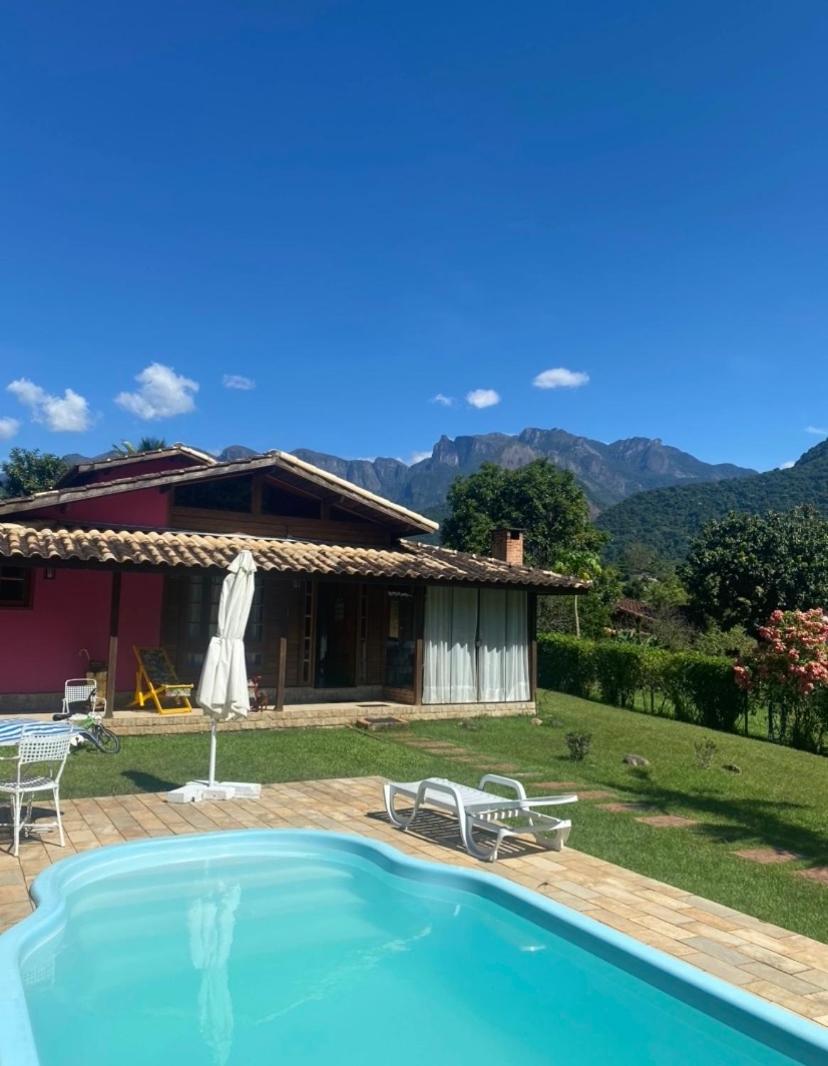 Casa rosa de Guapimirim
