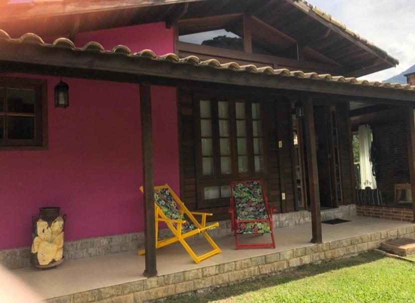 Casa rosa de Guapimirim