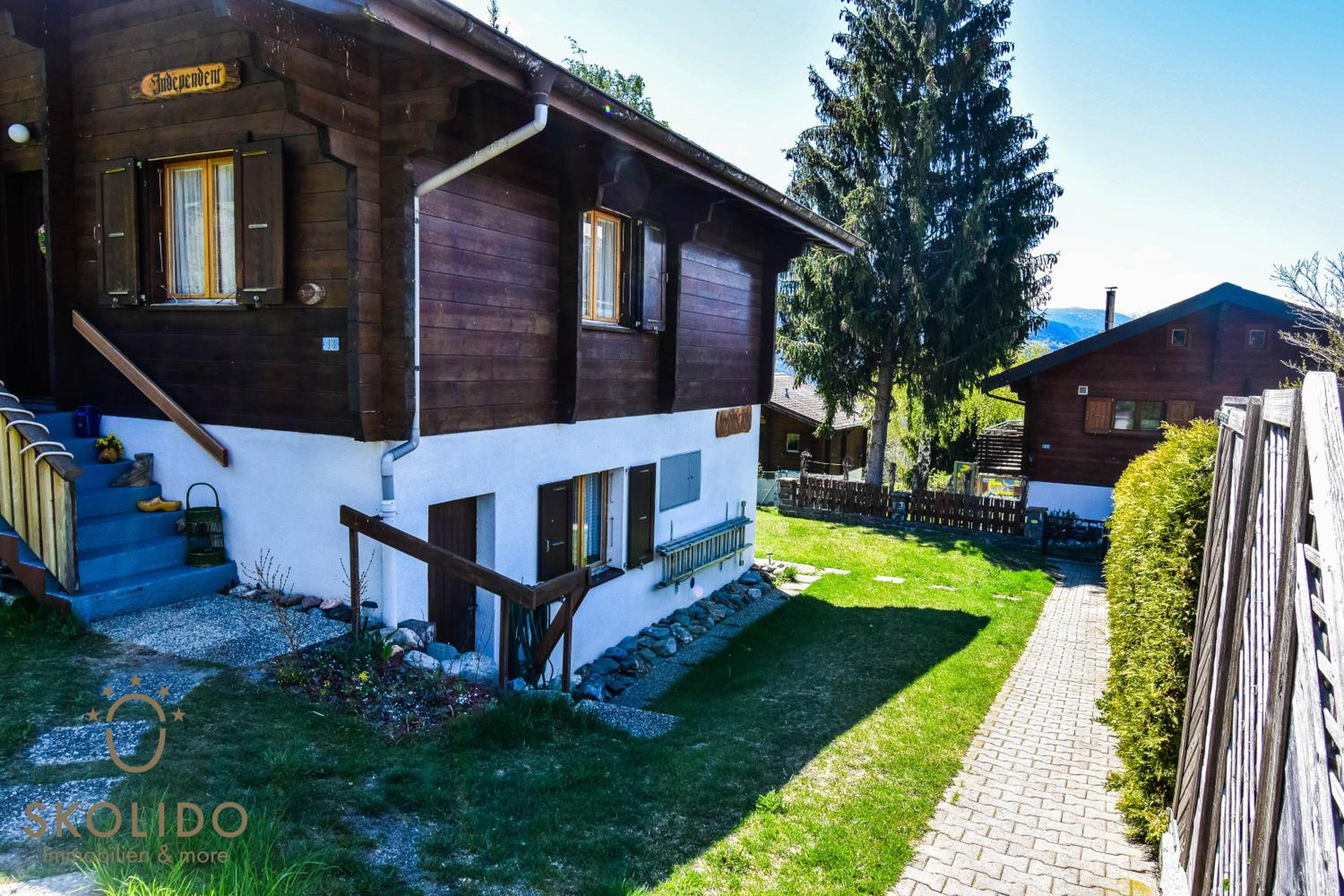 Chalet Independent, Termen