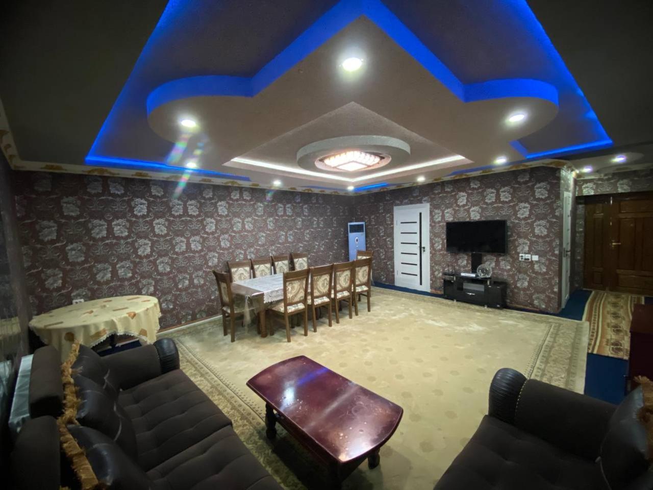 Apartment Registan view 2