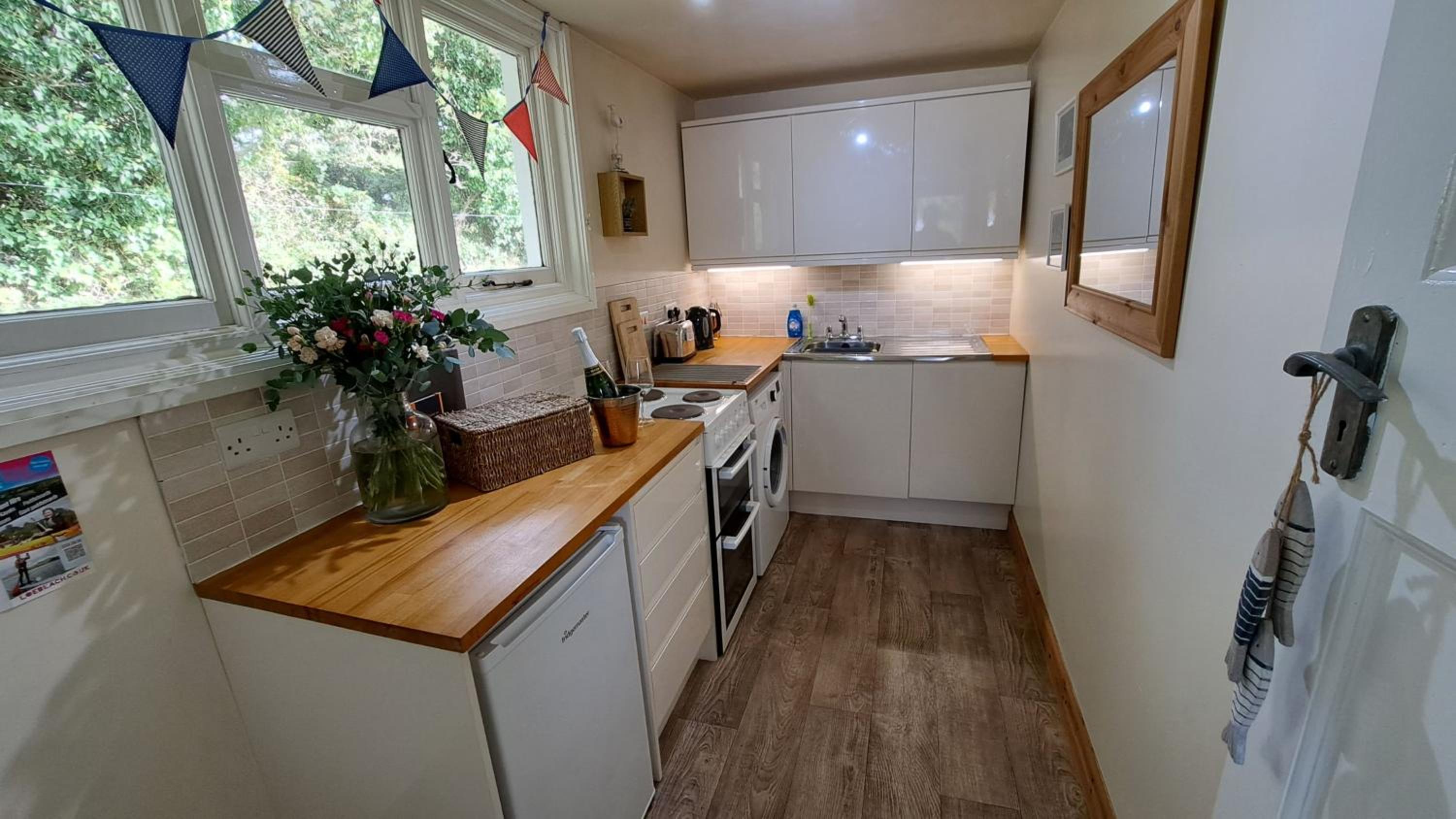 The Studio at Loe Beach view 2