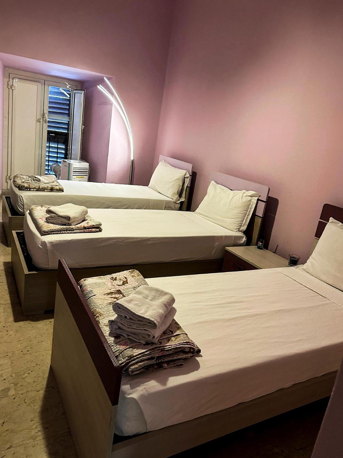 Sina Rent Room