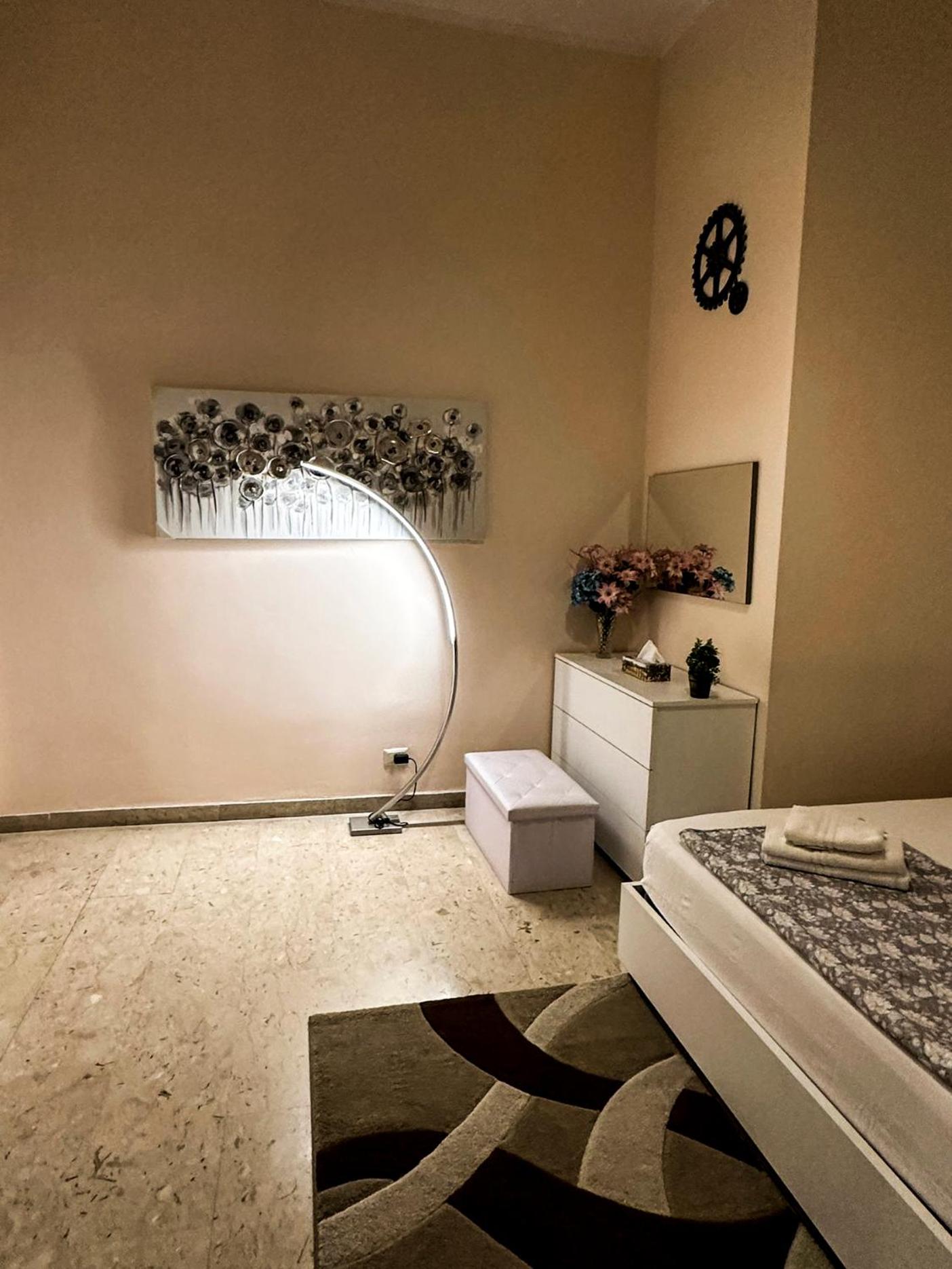 Sina Rent Room