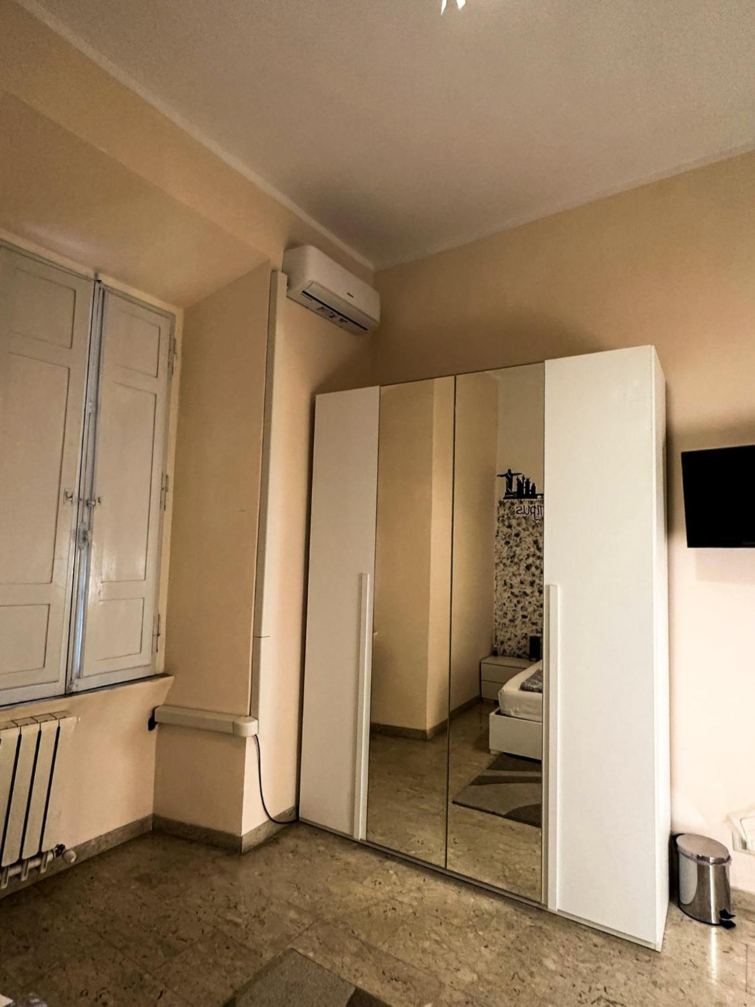 Sina Rent Room