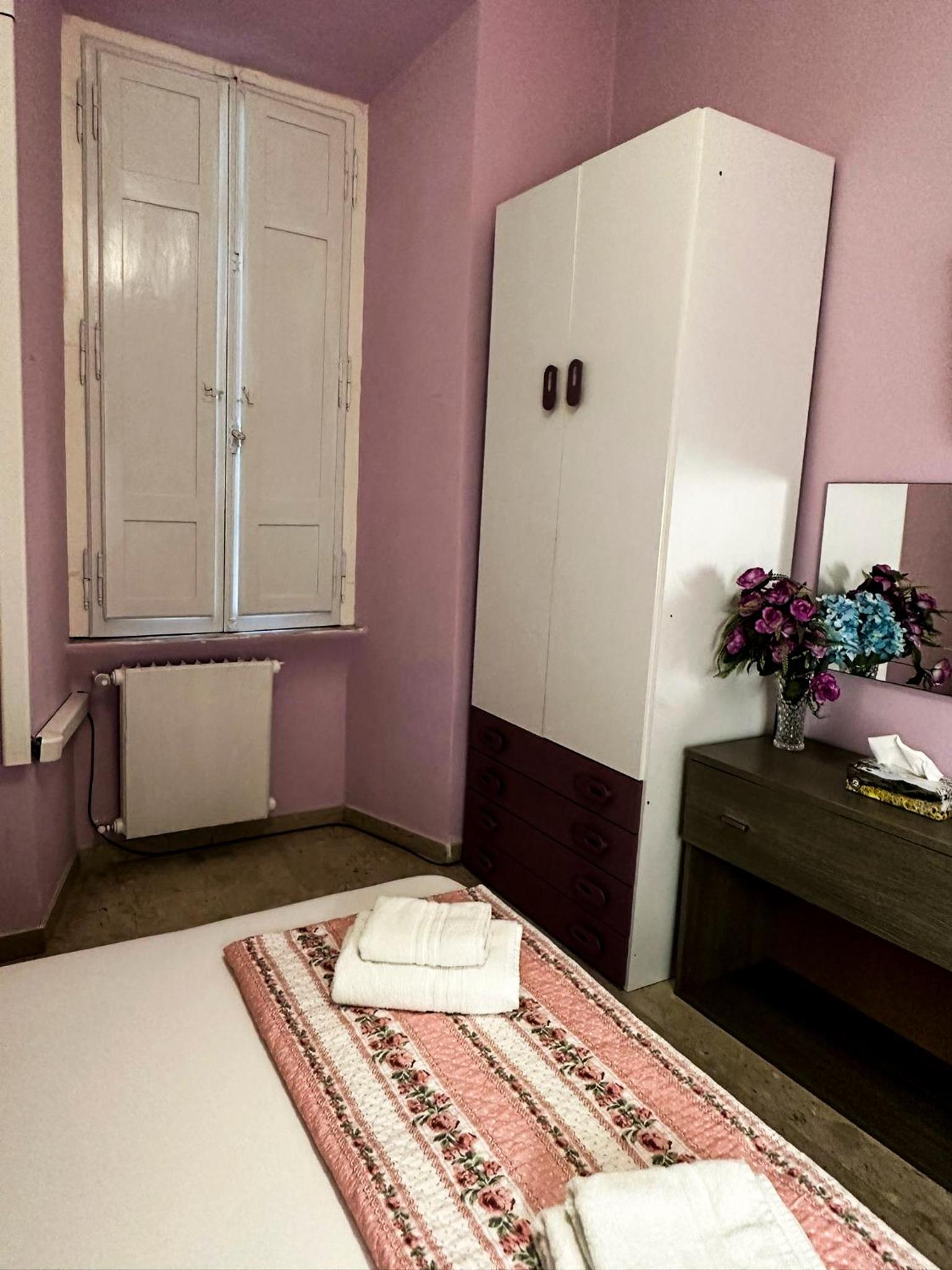 Sina Rent Room
