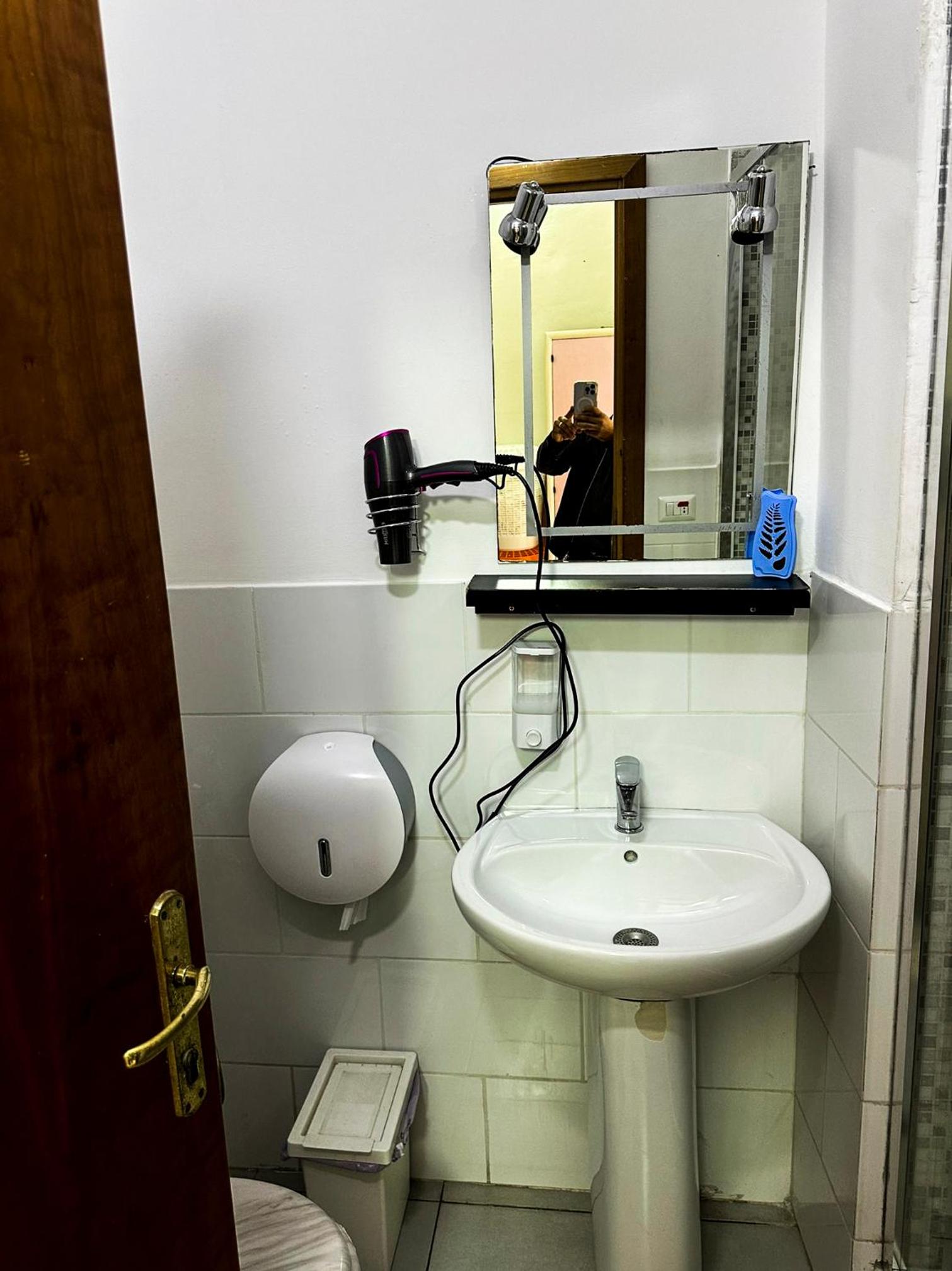 Sina Rent Room
