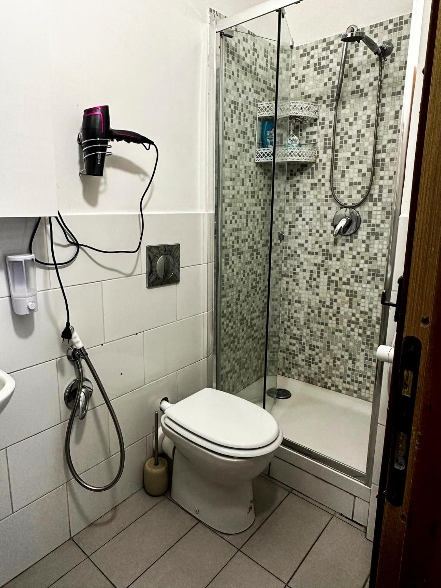 Sina Rent Room
