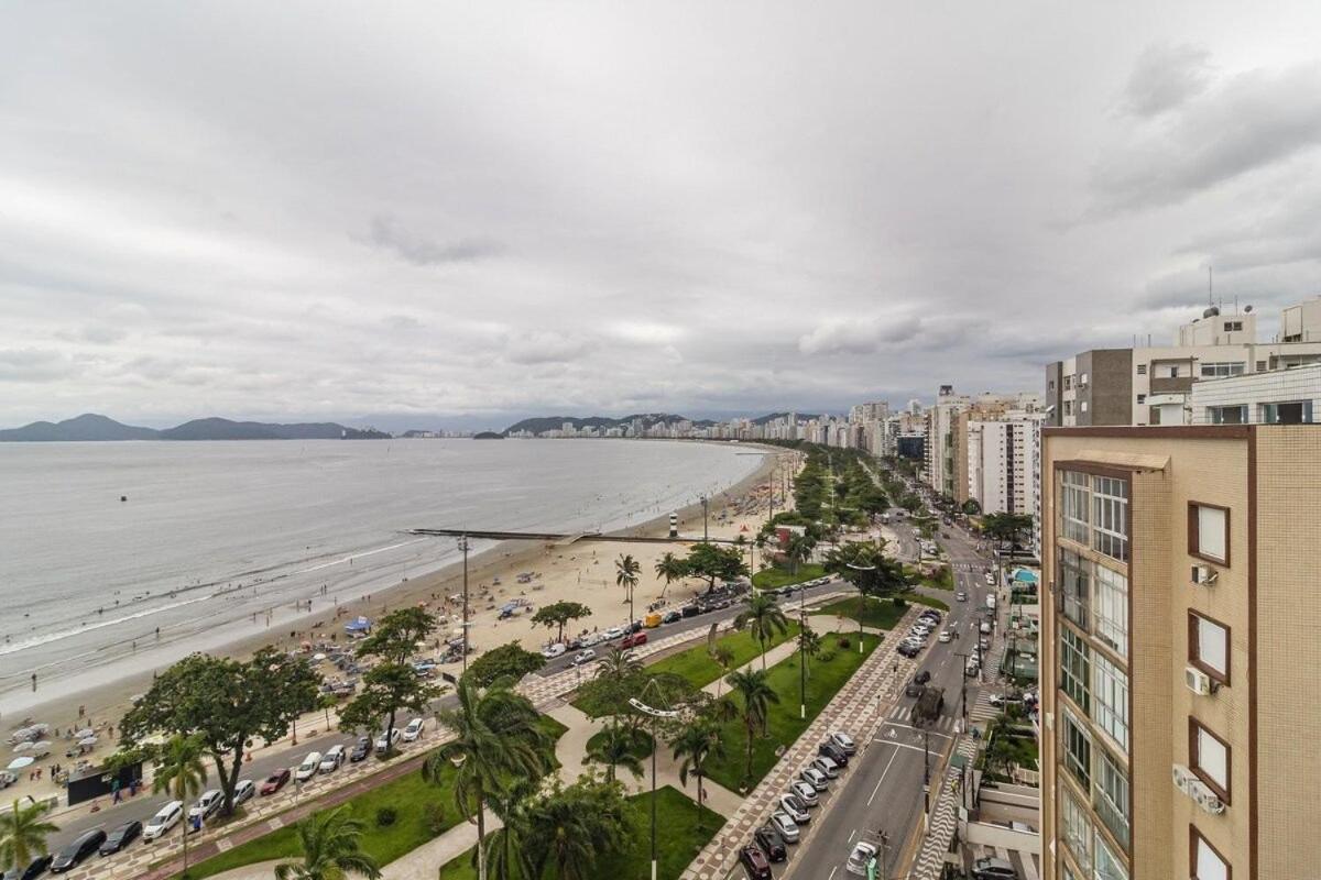 AP de frente p/ aquário e praia na ponta da praia