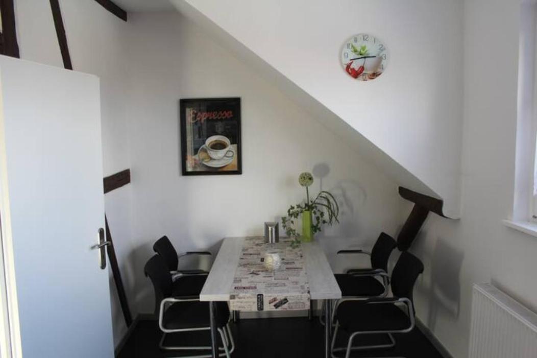 Schöne Wohnung in zentraler Lage, Nähe Magdeburg und Intel