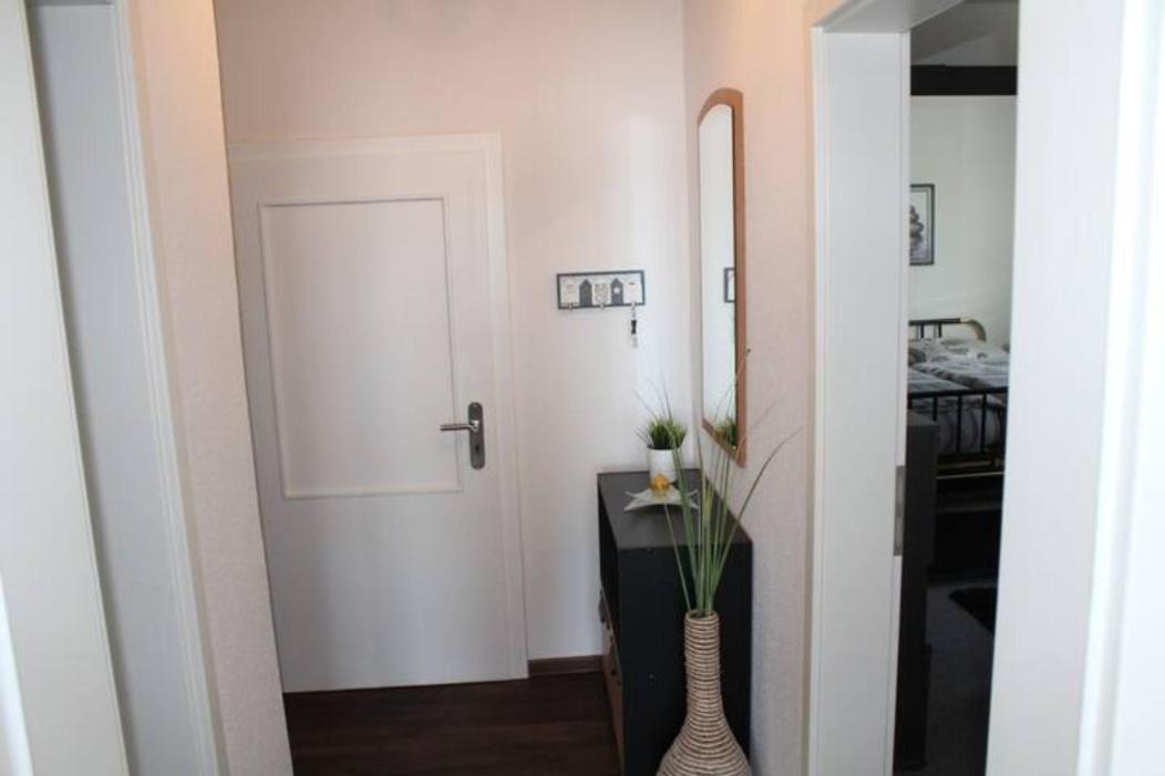Schöne Wohnung in zentraler Lage, Nähe Magdeburg und Intel